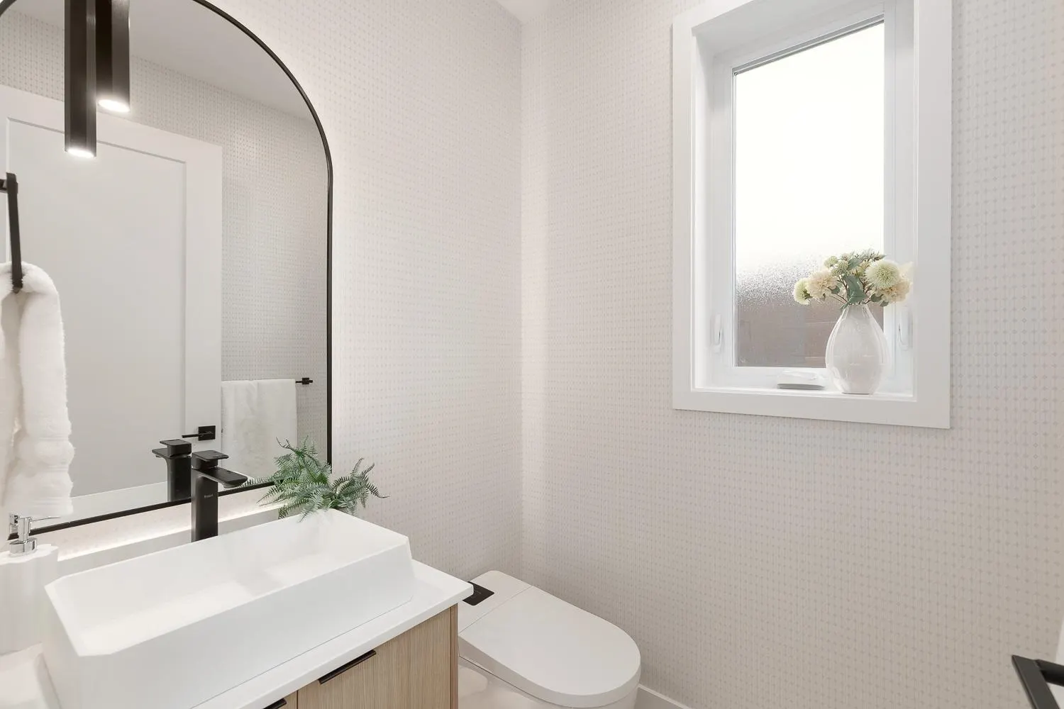 1 3536 W 14th Avenue