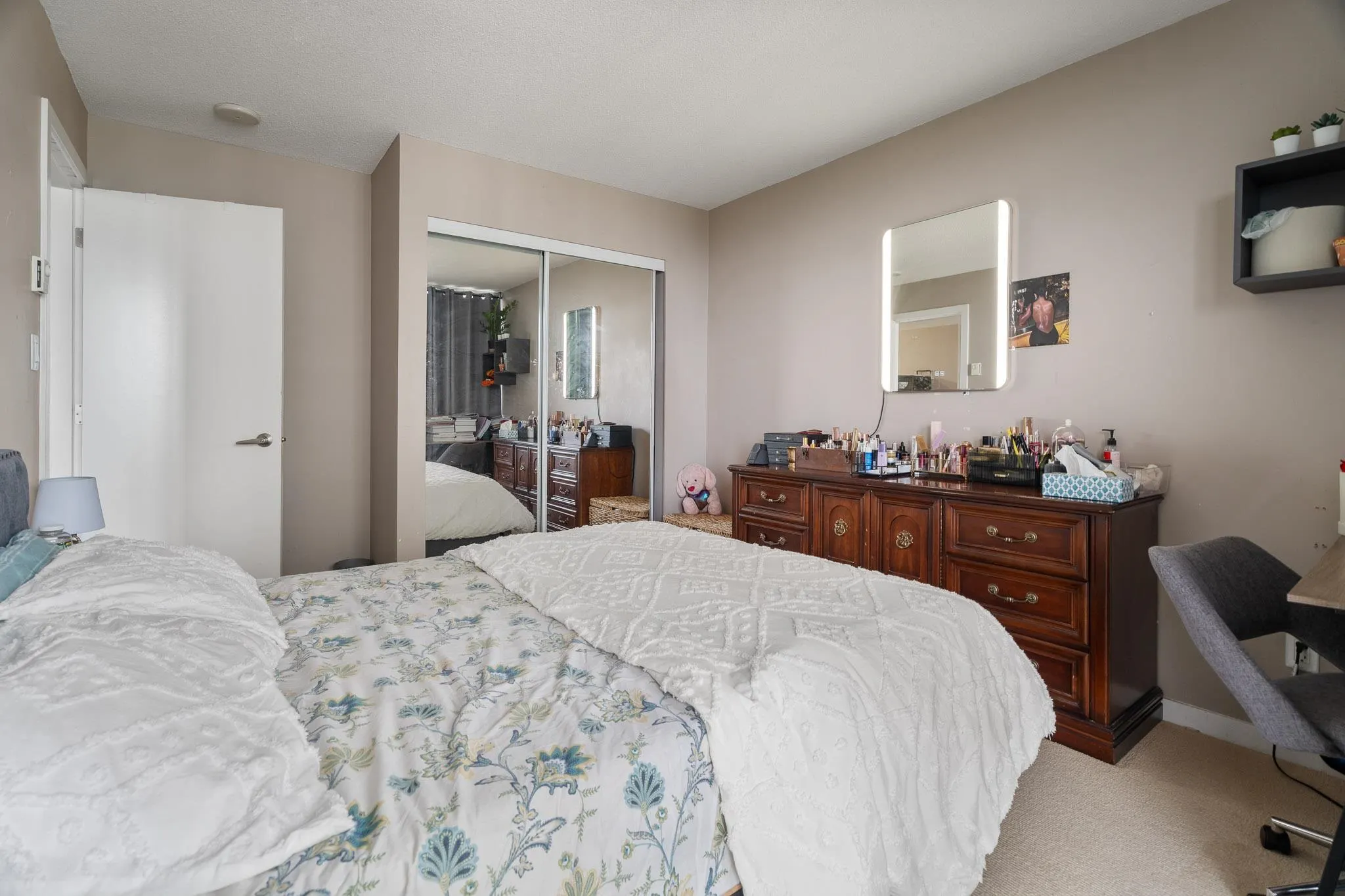 3008 13688 100 Street