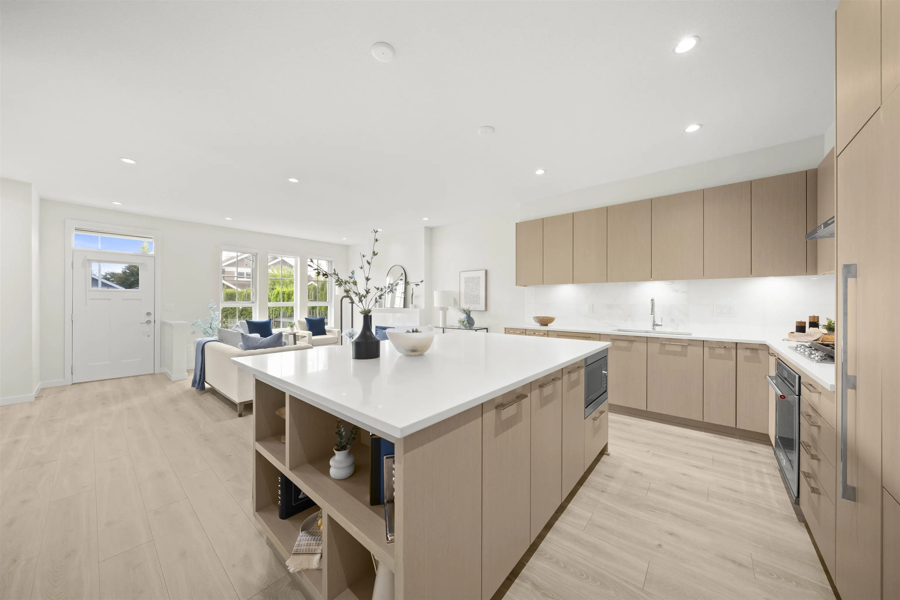 122 5311 Admiral Way