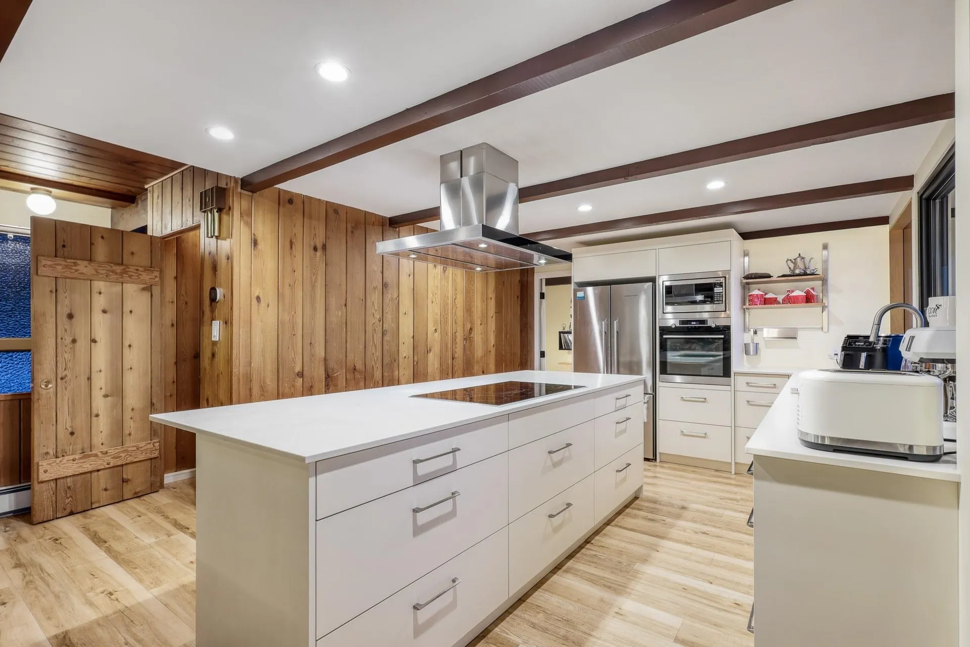 495 Crestwood Avenue