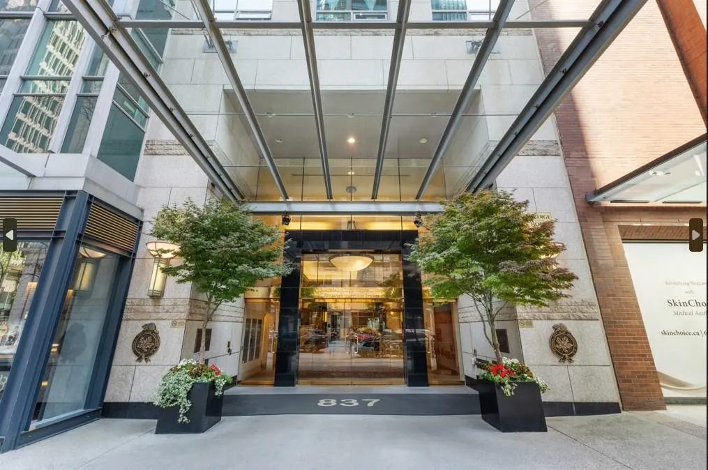 1704 837 W Hastings Street
