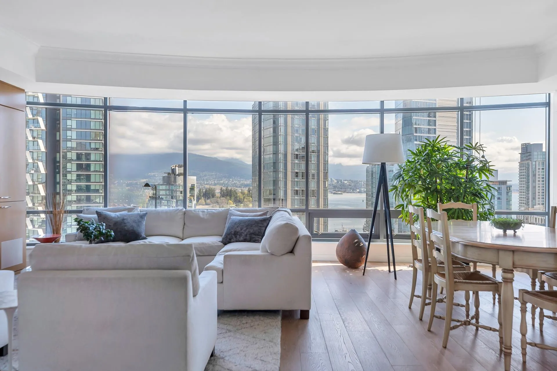 11A 1500 Alberni Street