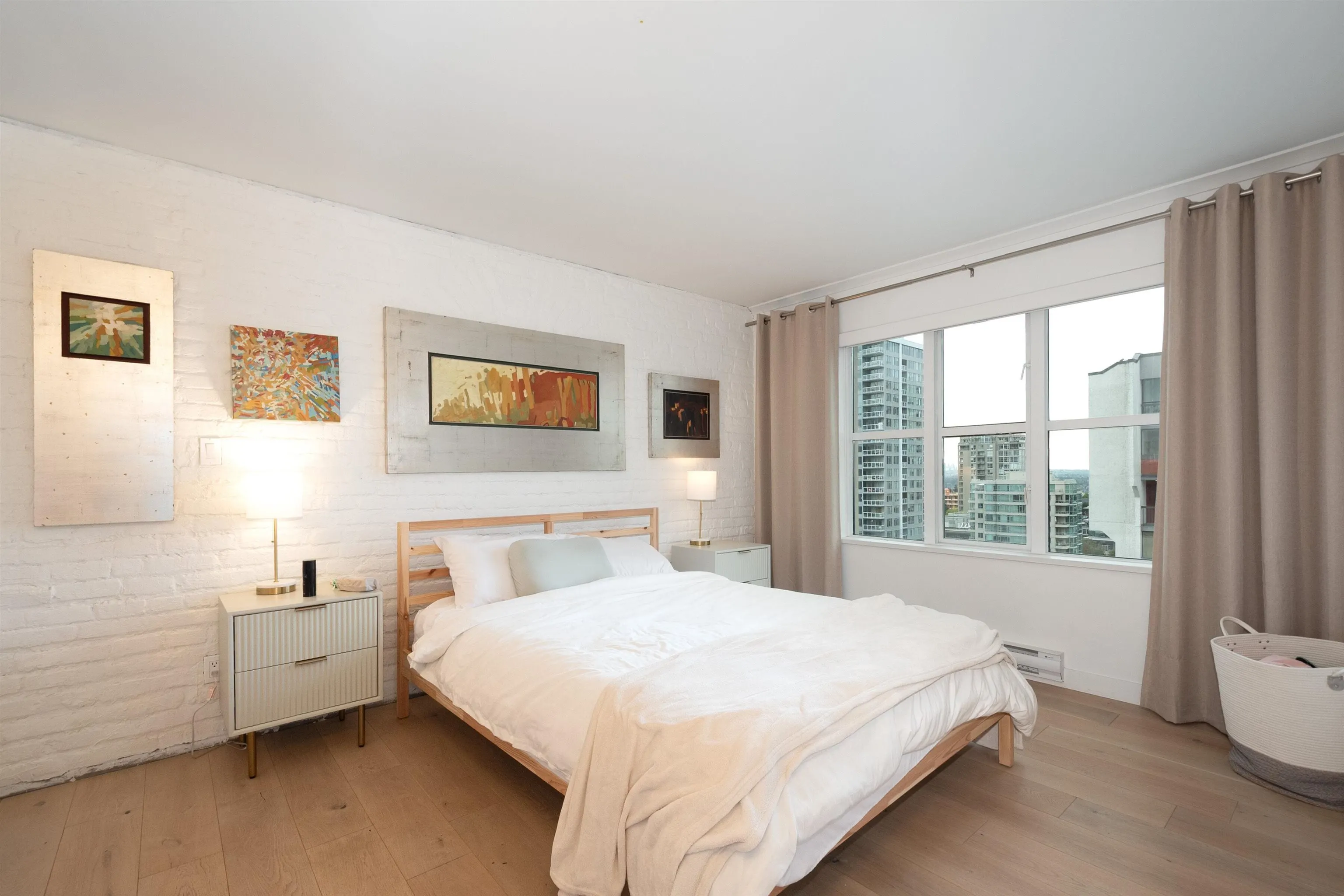 1504 1555 Eastern Avenue