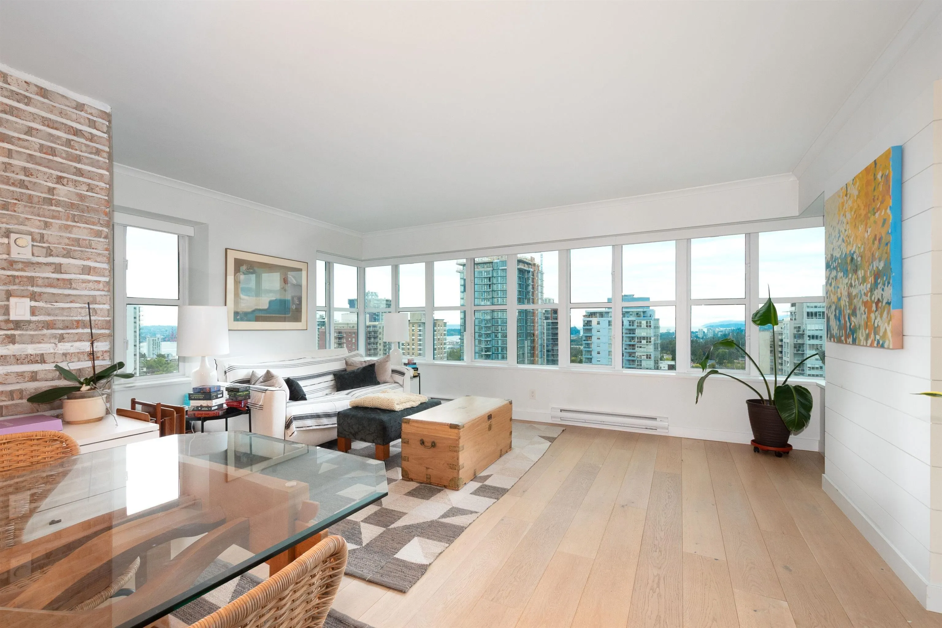 1504 1555 Eastern Avenue