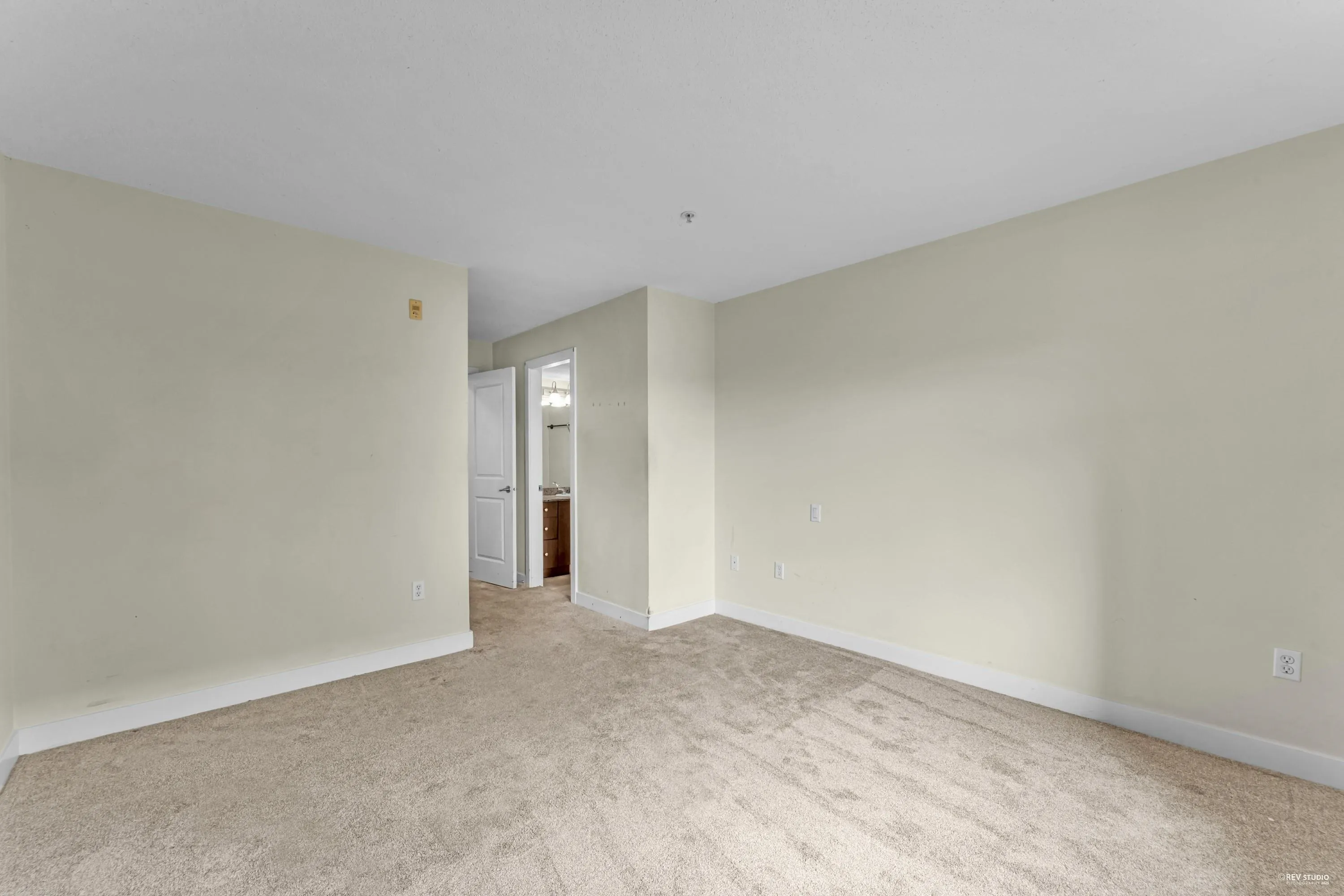 214 12020 207a Street