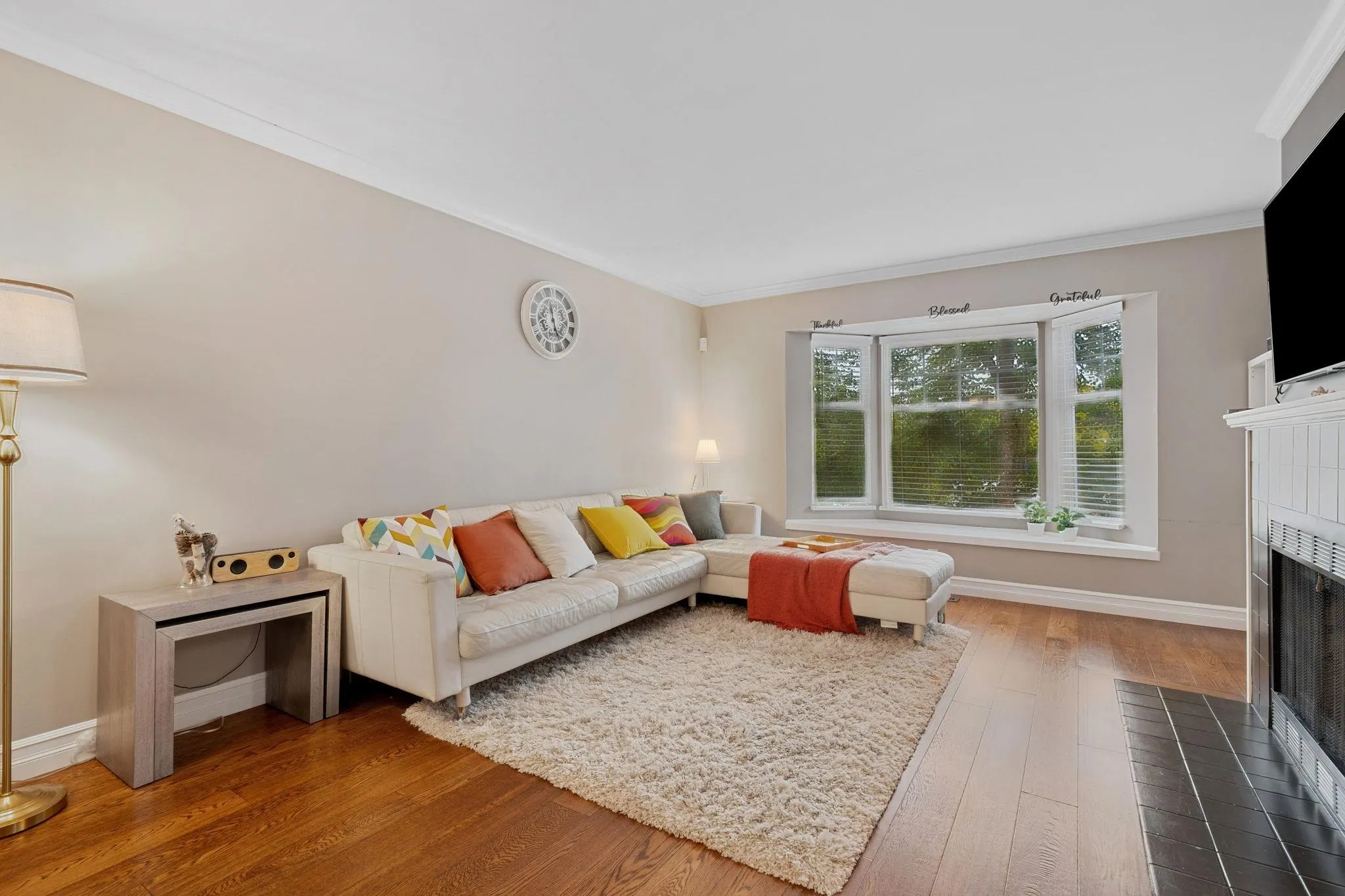 39 1140 Falcon Drive
