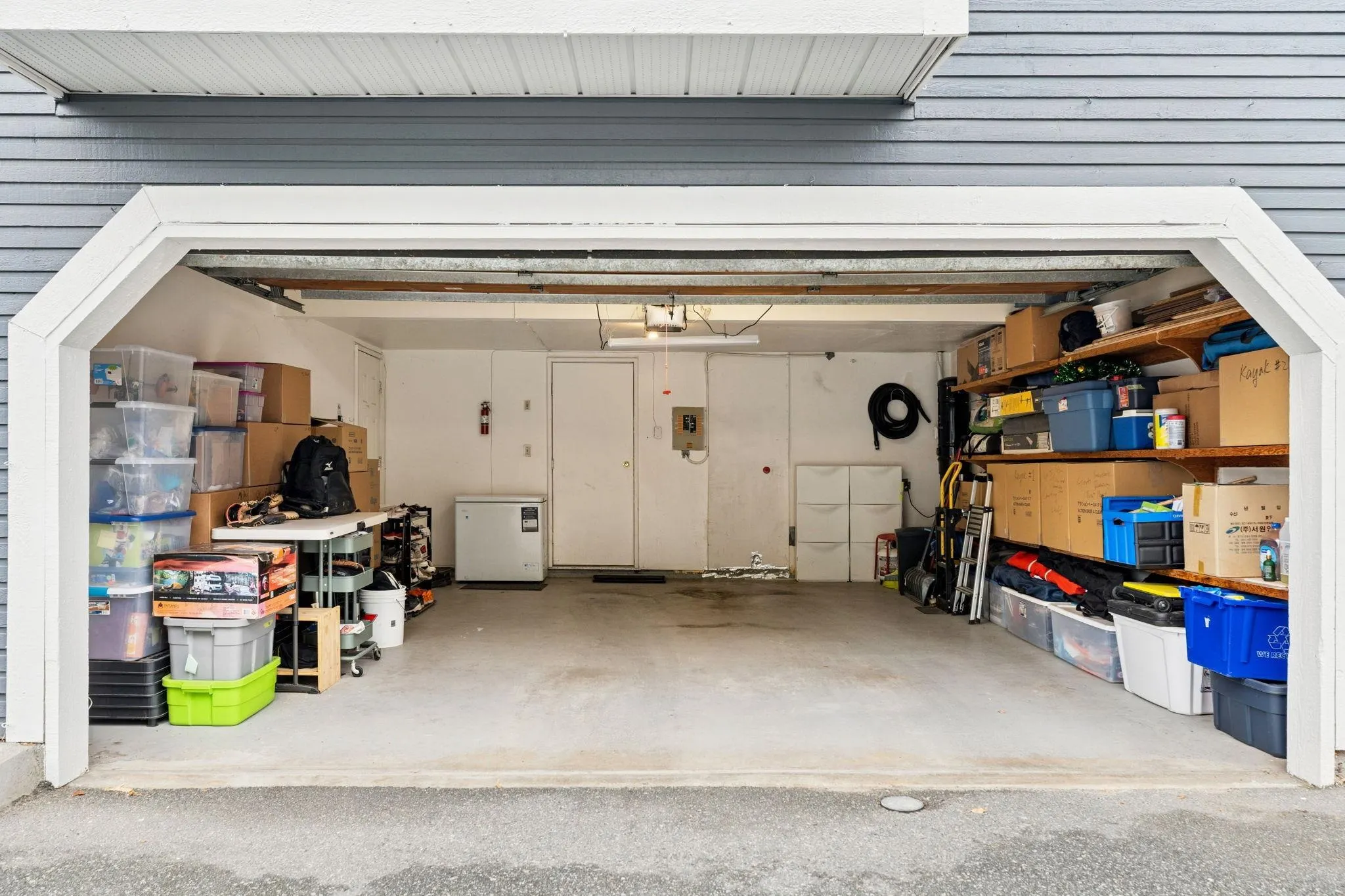 39 1140 Falcon Drive
