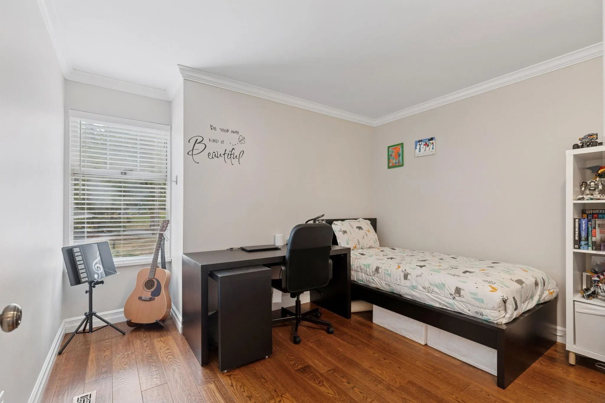 39 1140 Falcon Drive