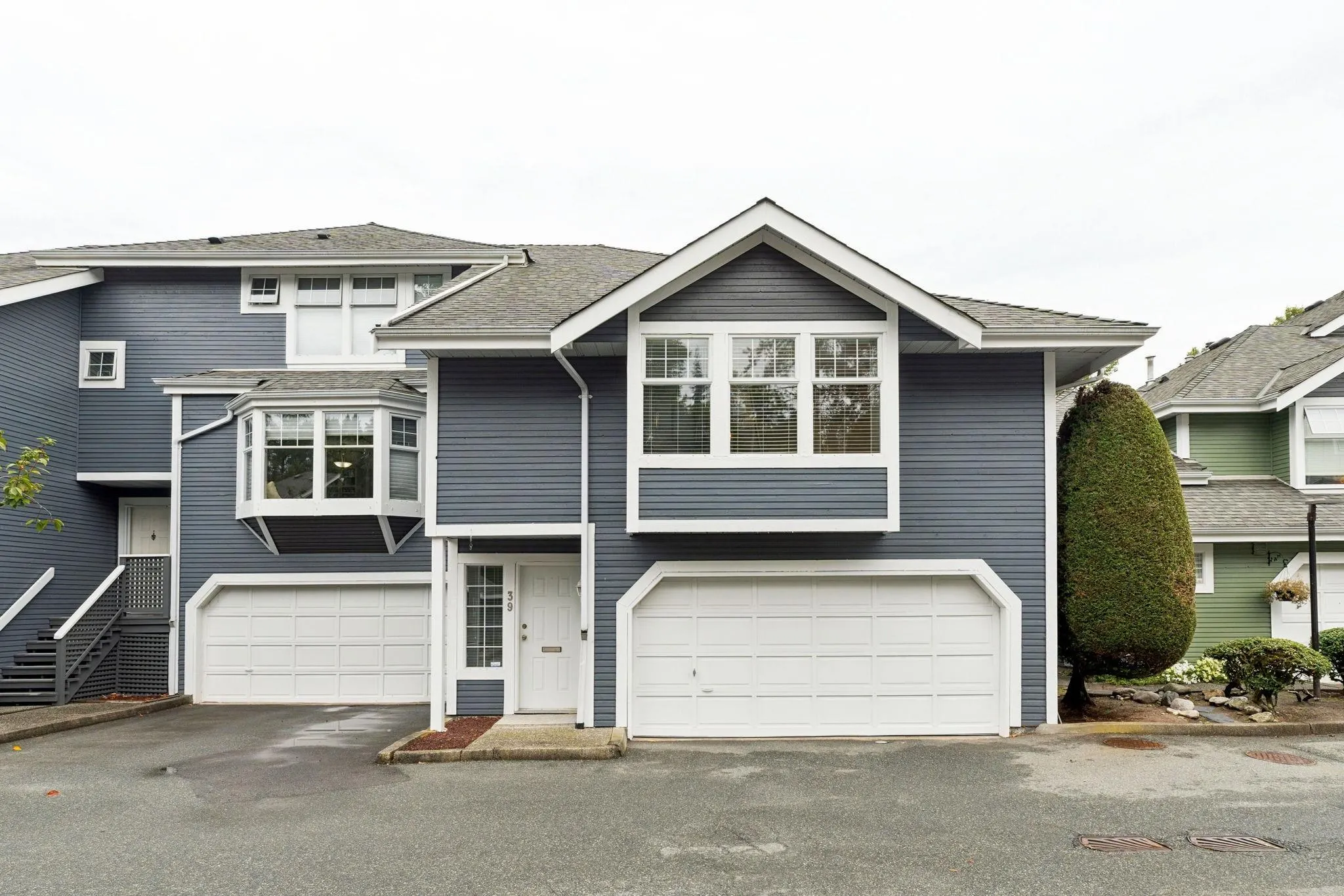 39 1140 Falcon Drive