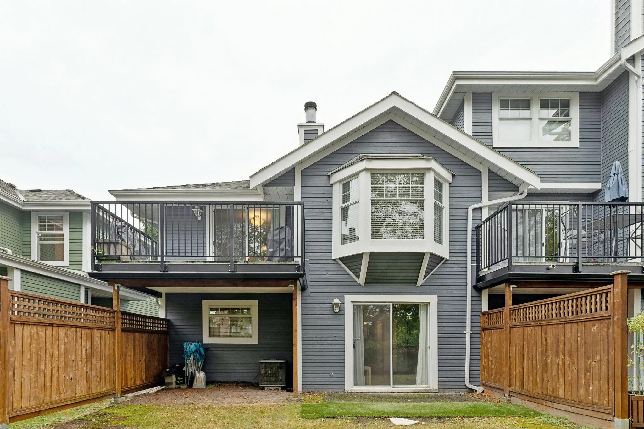 39 1140 Falcon Drive