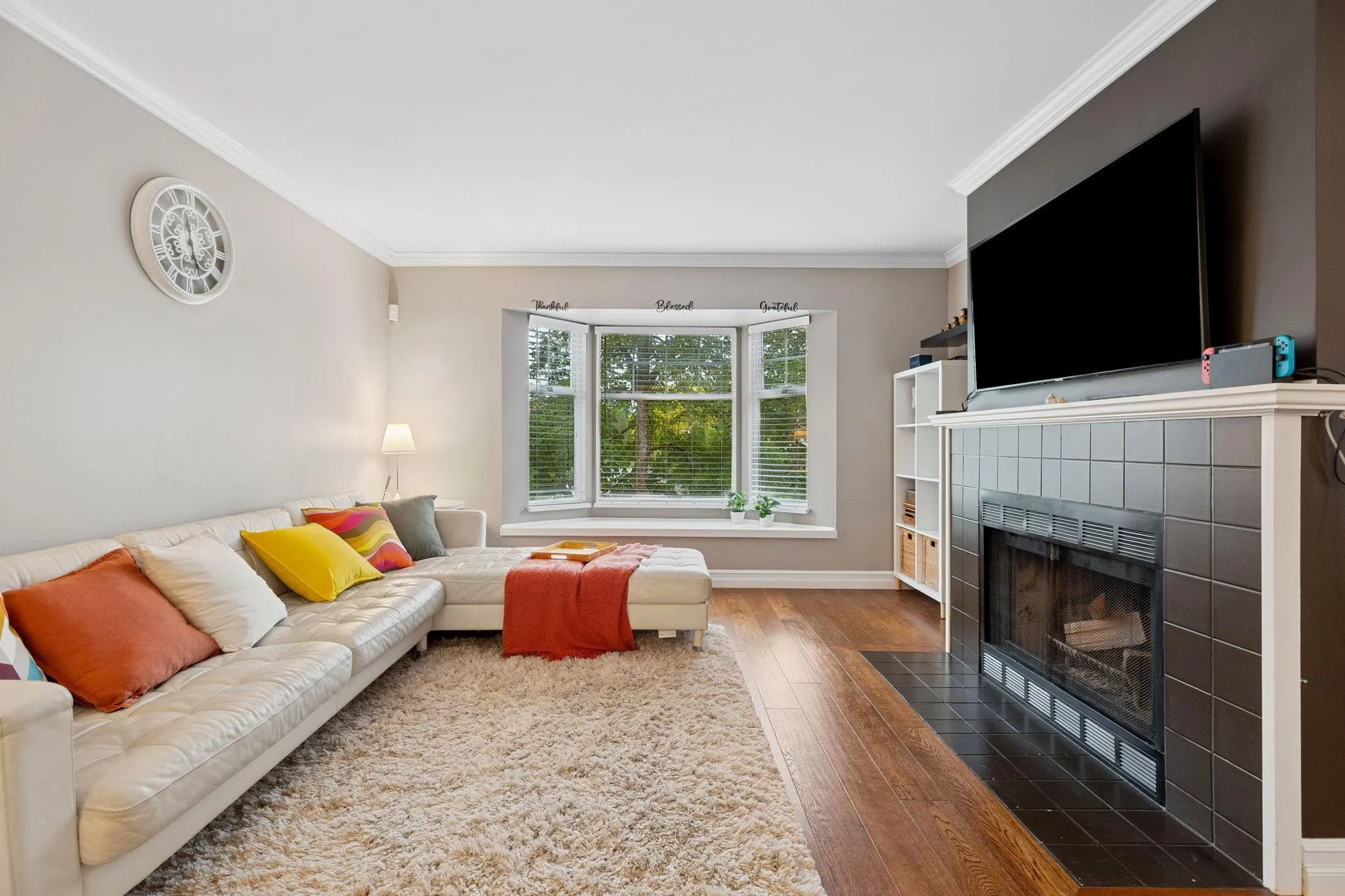 39 1140 Falcon Drive