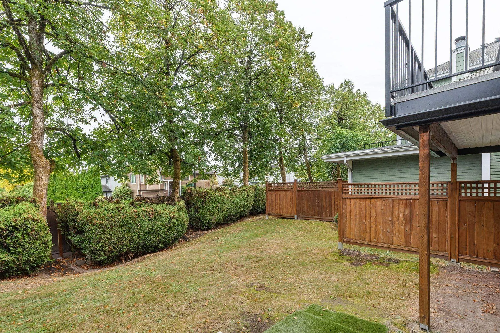 39 1140 Falcon Drive