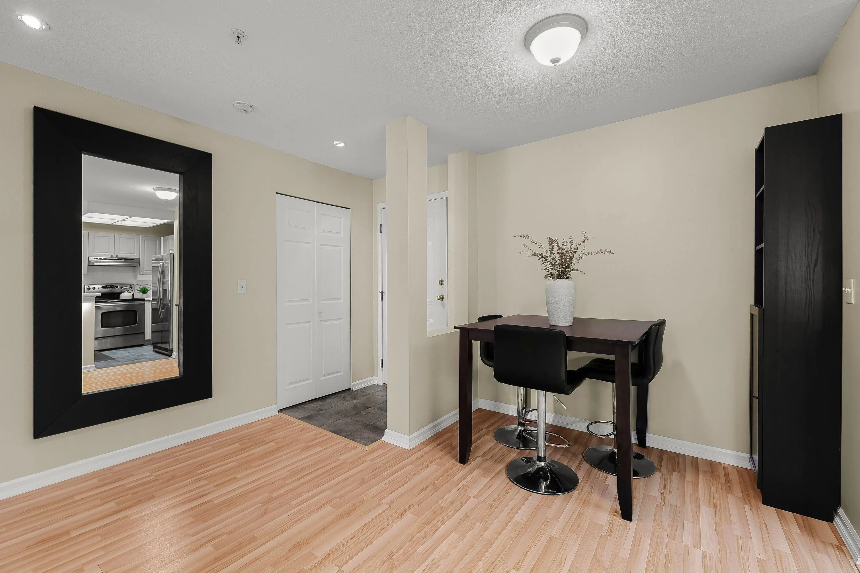 210 22025 48 Avenue