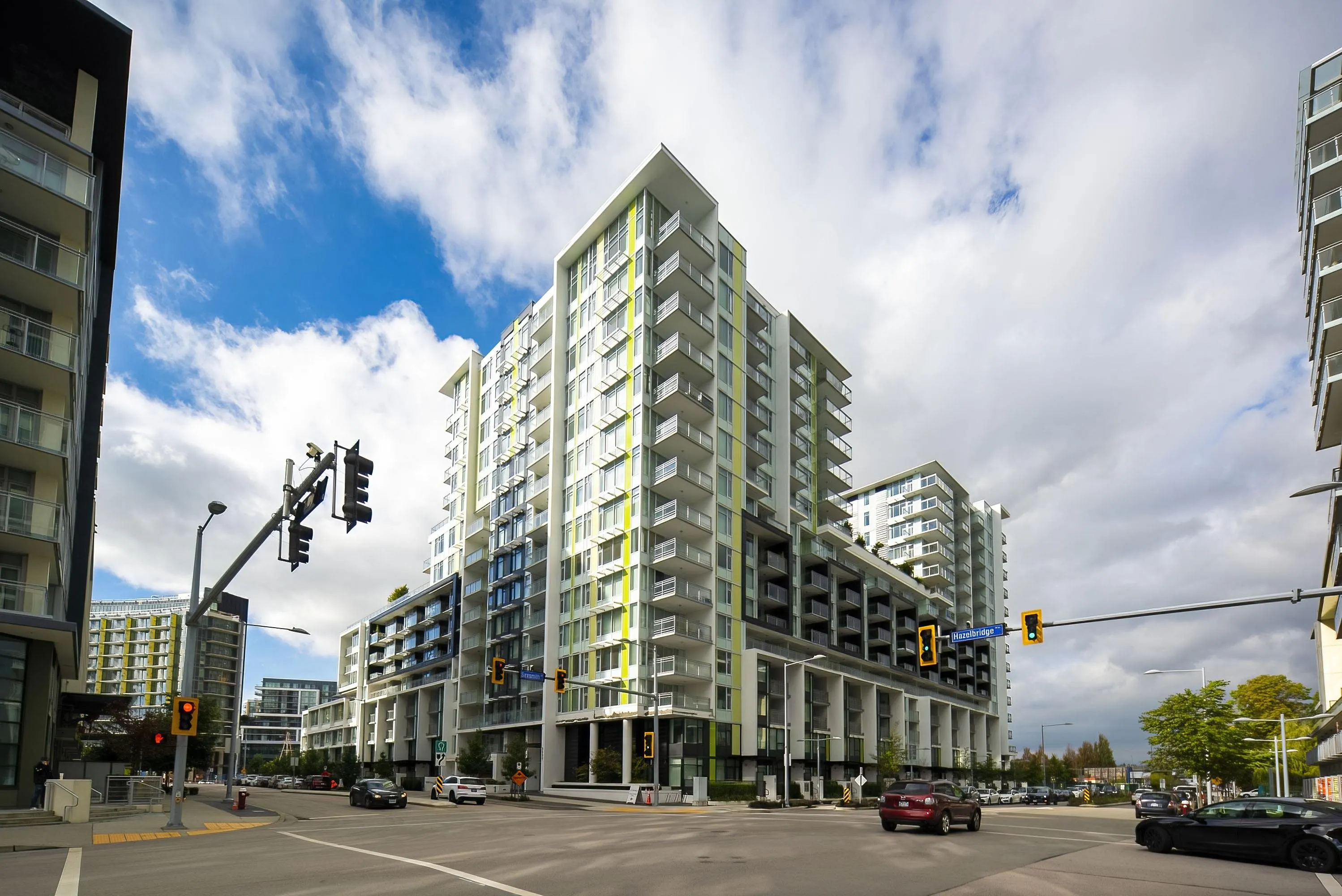 809 8699 Hazelbridge Way