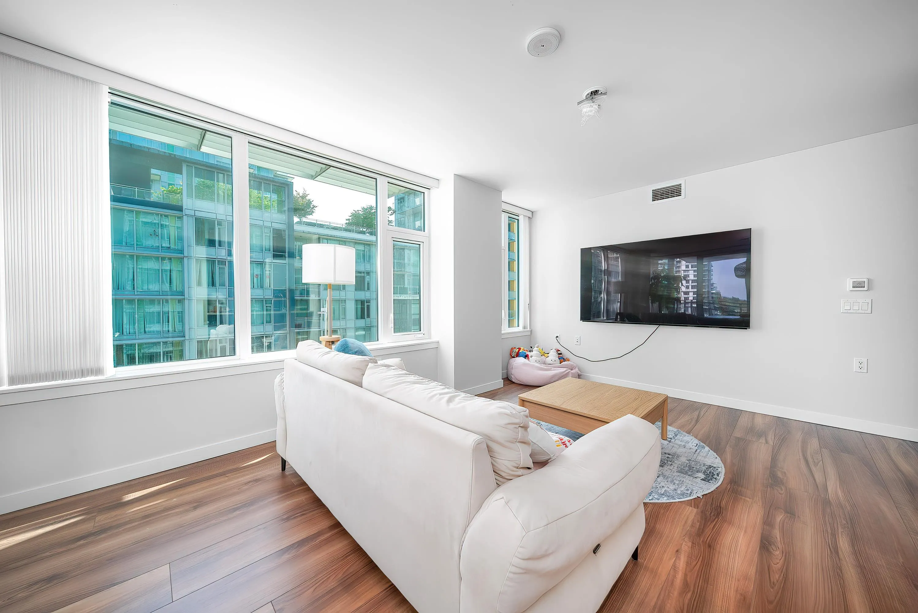 809 8699 Hazelbridge Way