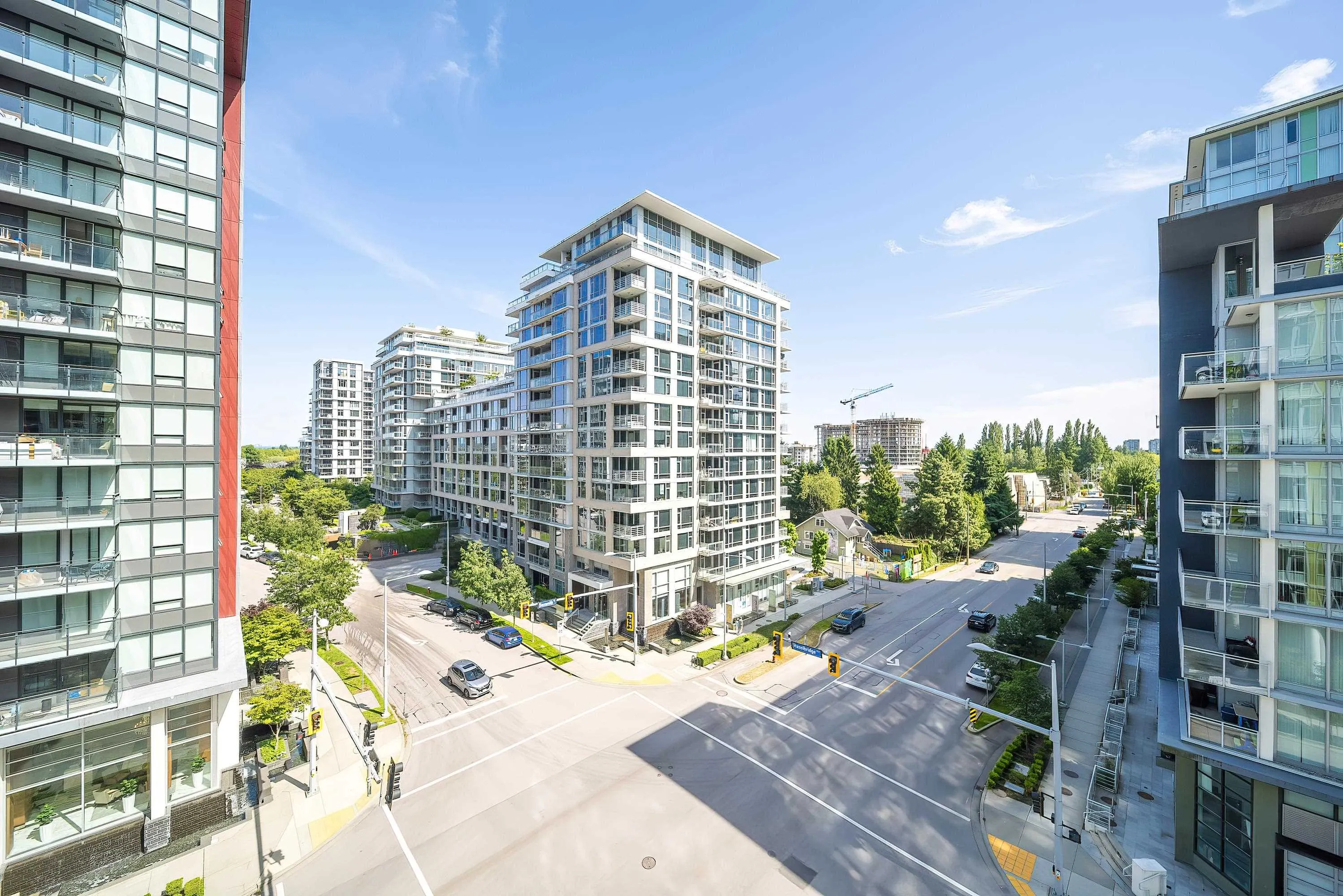 809 8699 Hazelbridge Way