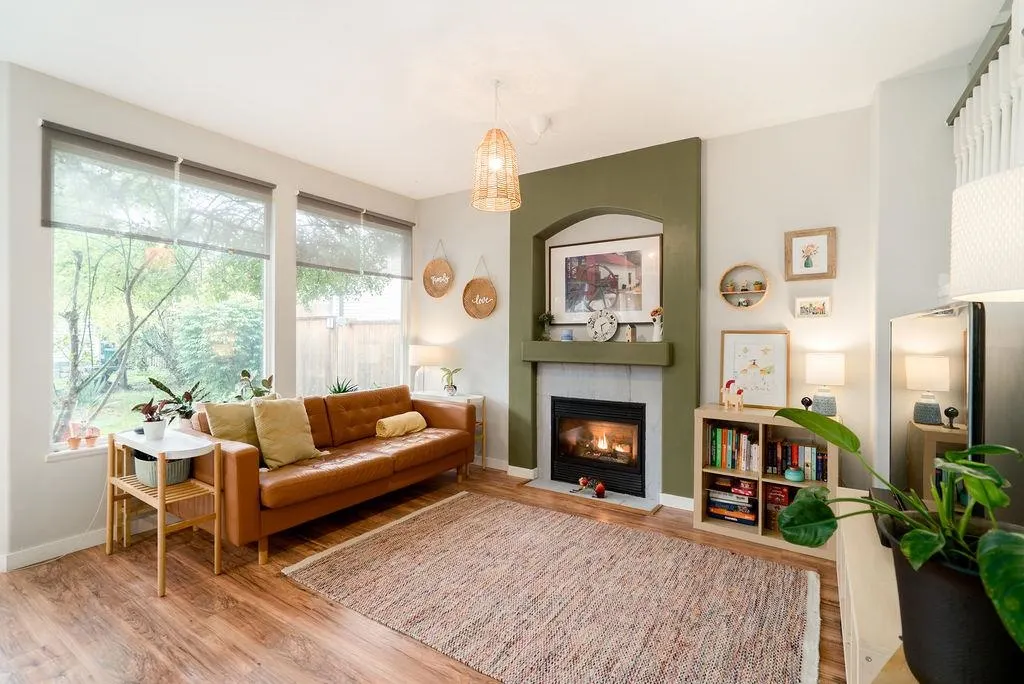 23801 Kanaka Way