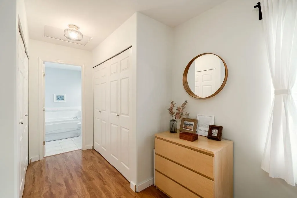 23801 Kanaka Way
