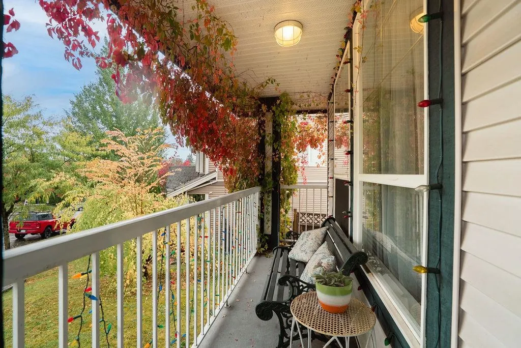 23801 Kanaka Way