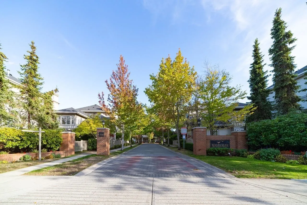 122 3880 Westminster Highway