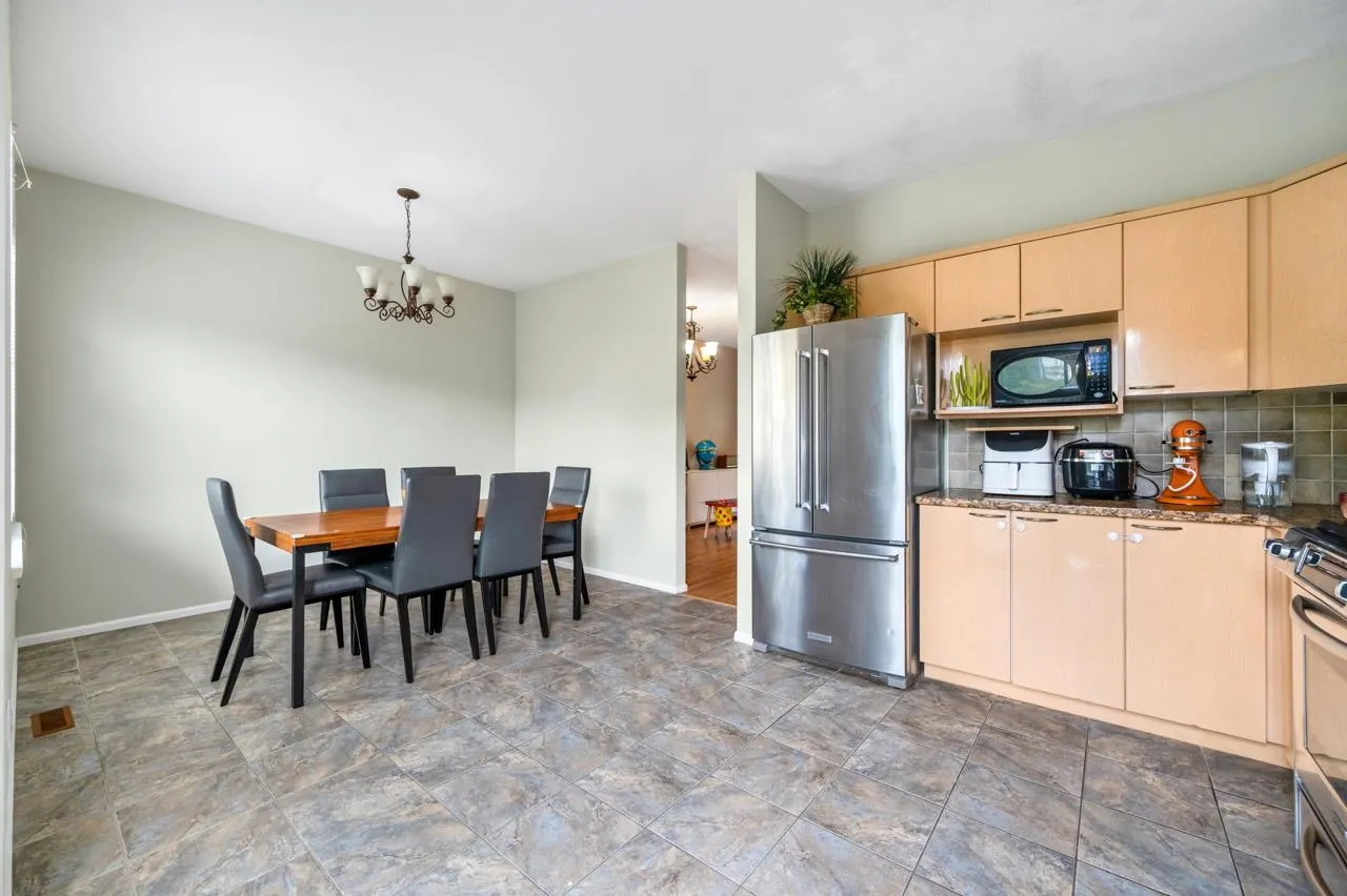 122 3880 Westminster Highway