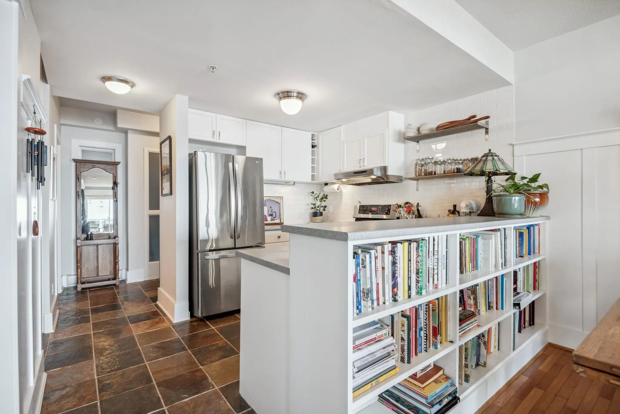 210 1120 Tsatsu Shores Drive