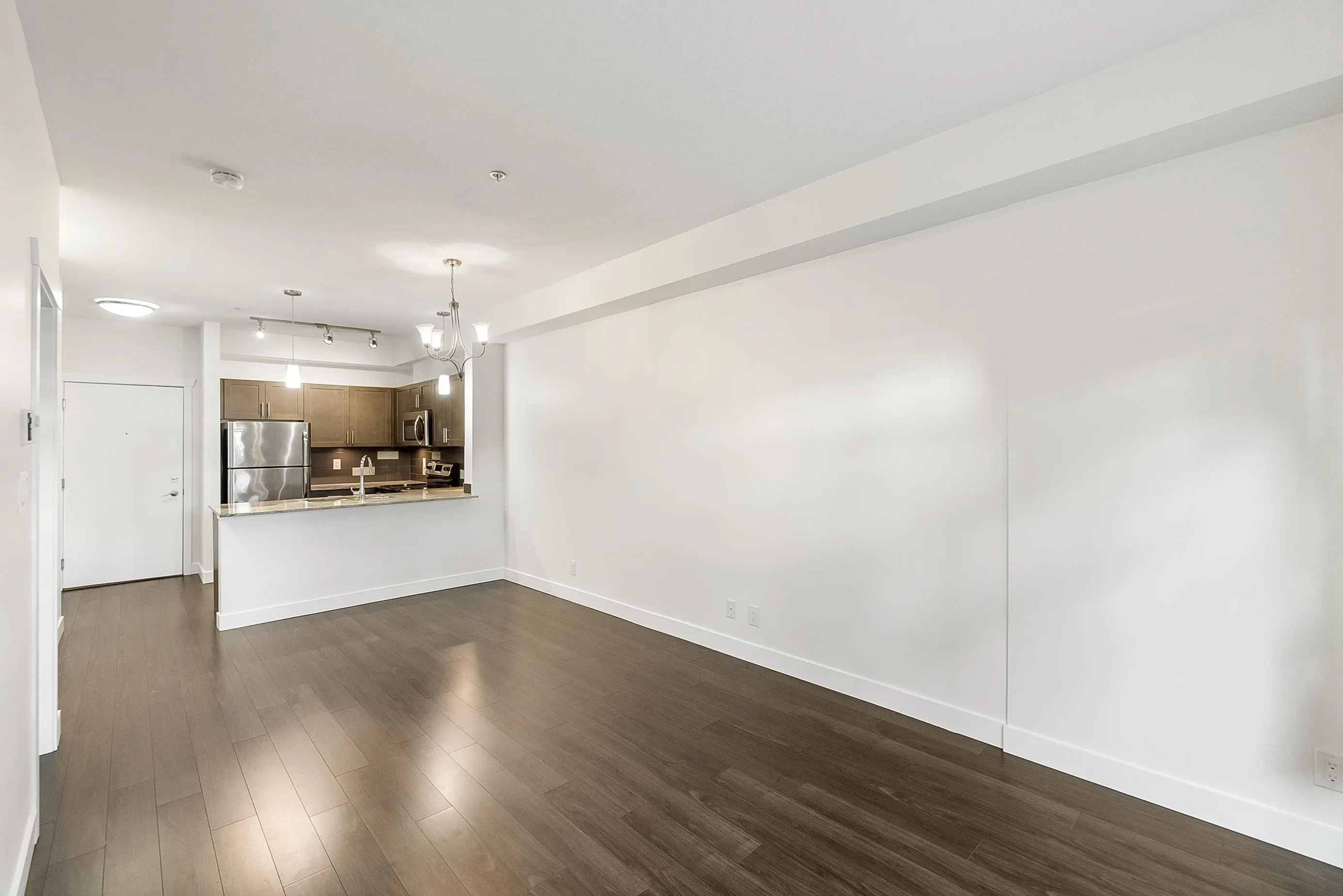 L115 13468 King George Boulevard