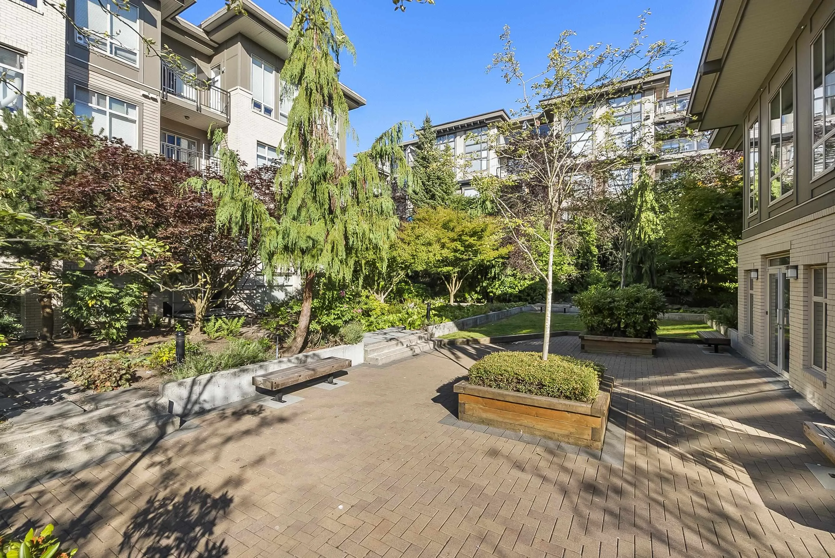 L115 13468 King George Boulevard