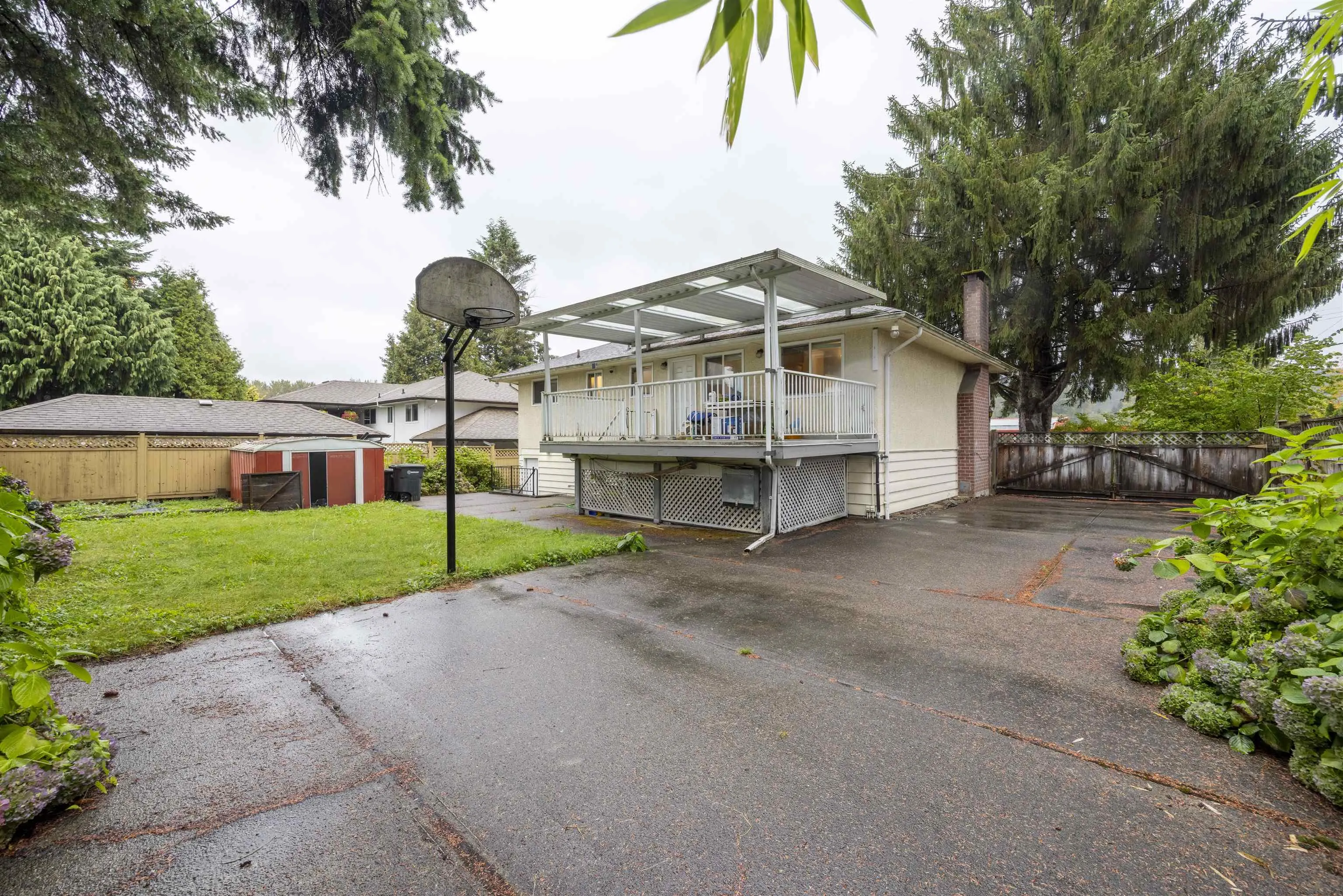 675 Duncan Avenue