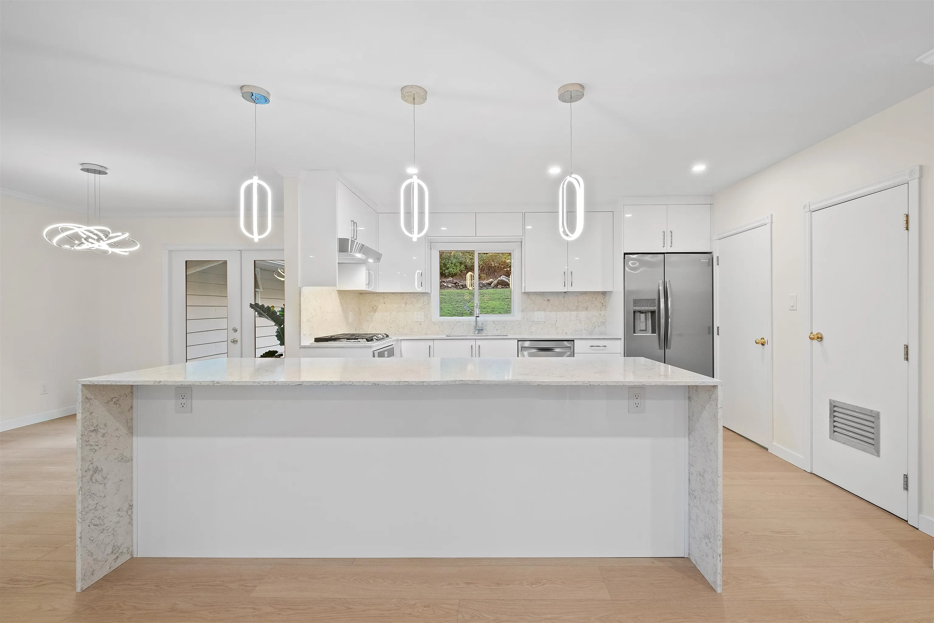 441 Southborough Drive