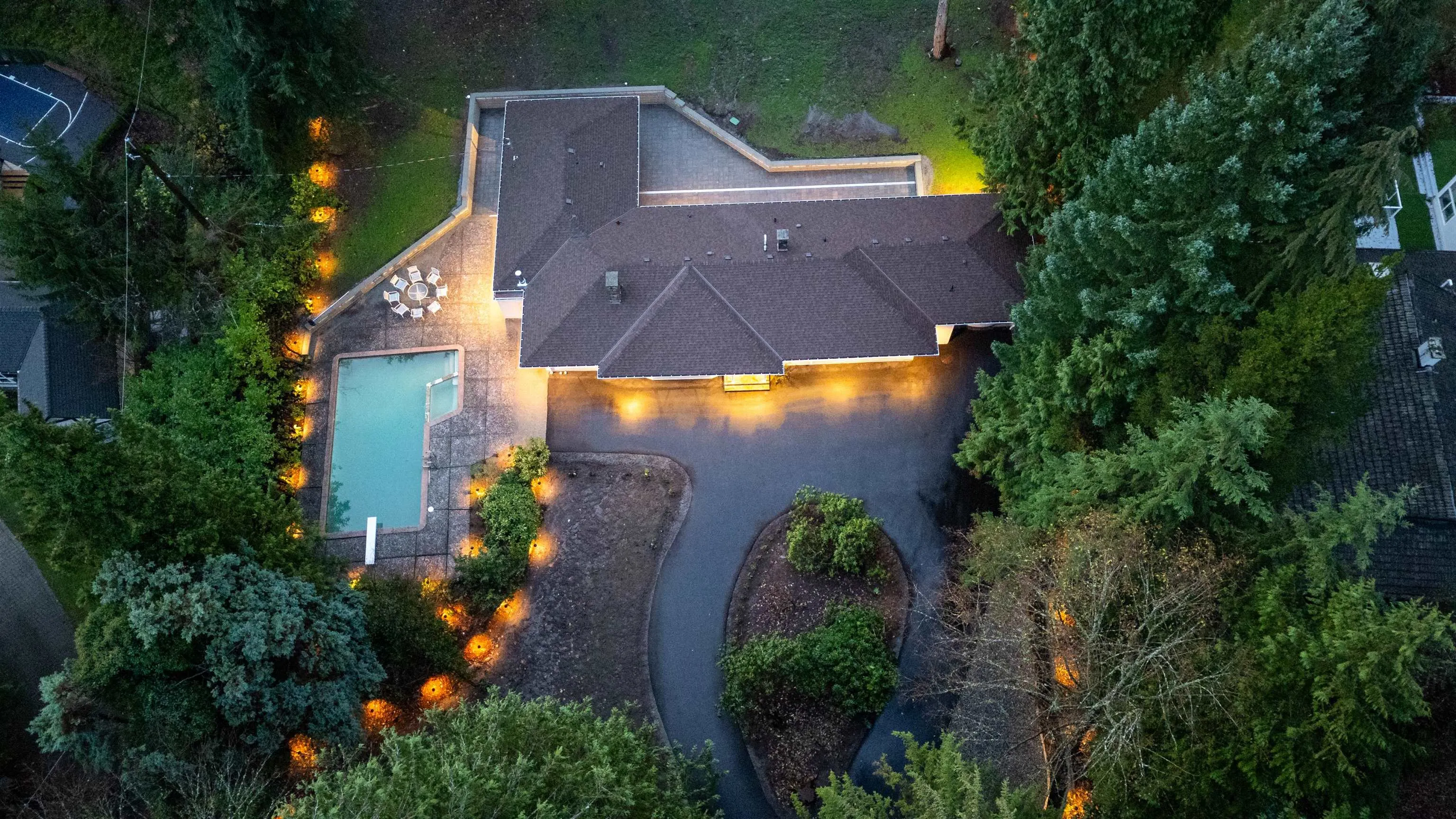 441 Southborough Drive