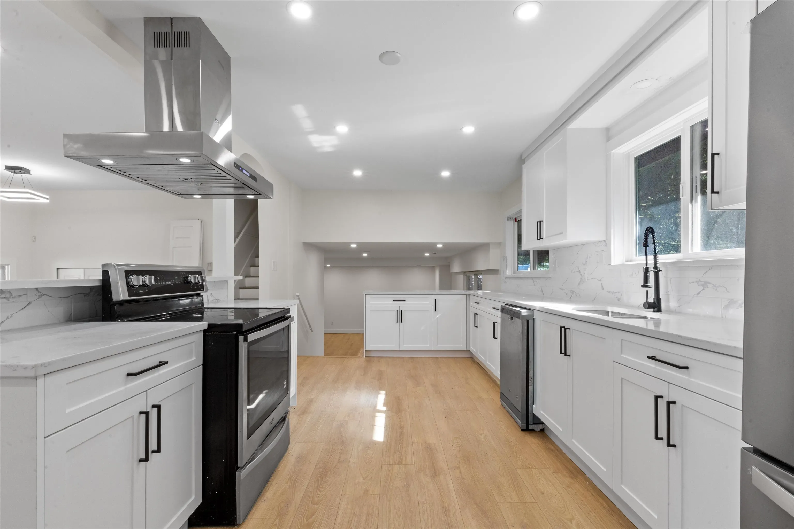 20306 116 Avenue