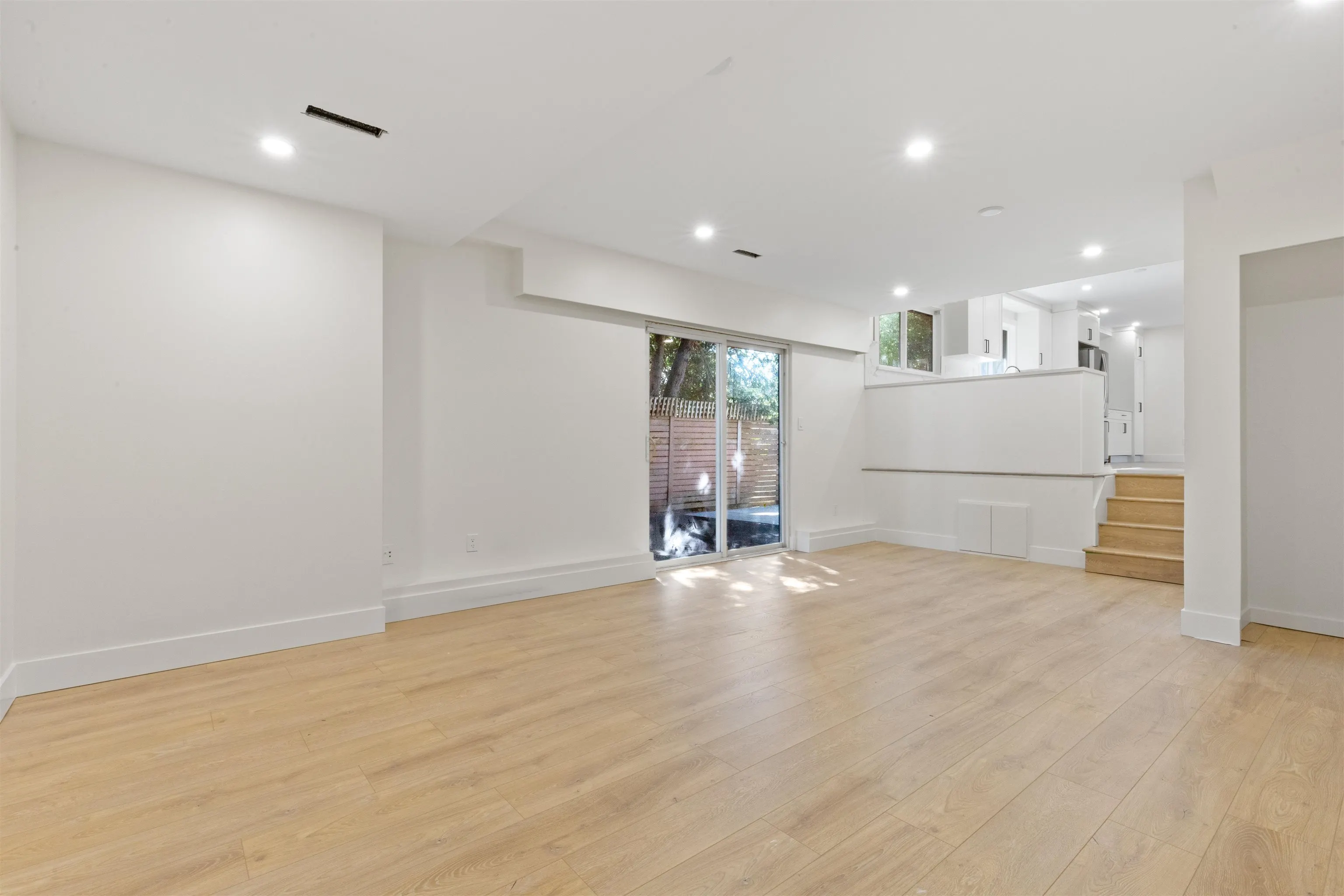 20306 116 Avenue