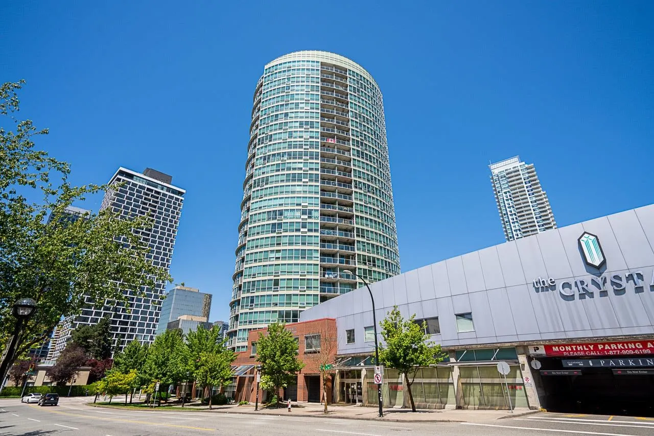 1702 6088 Willingdon Avenue