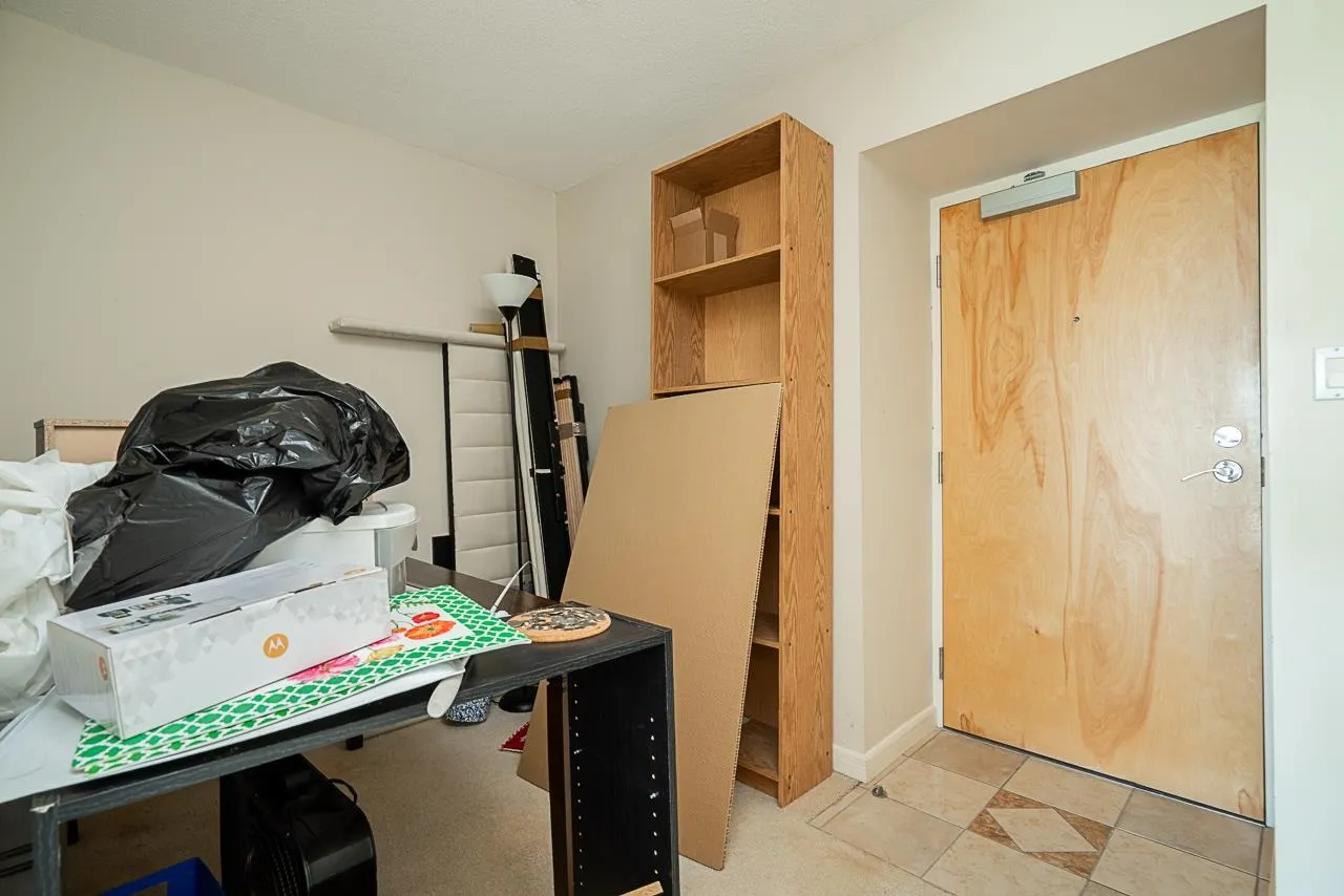 1702 6088 Willingdon Avenue