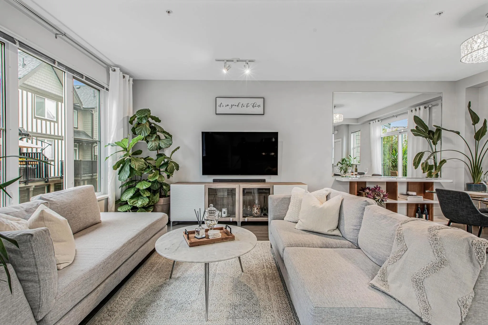 38 8050 204 Street