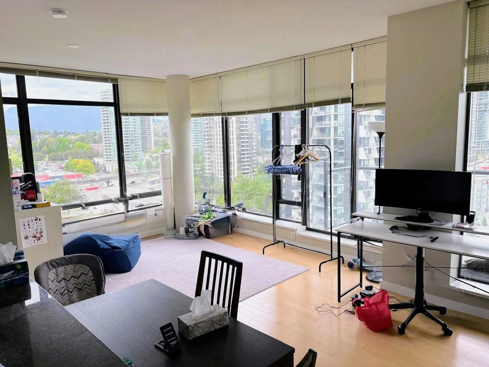 1703 4250 Dawson Street