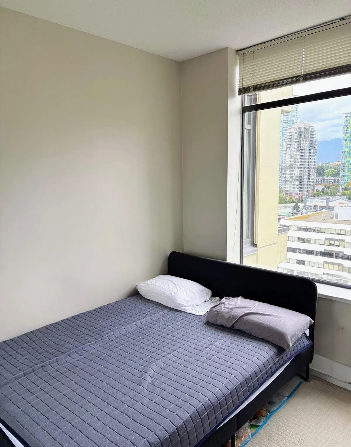 1703 4250 Dawson Street