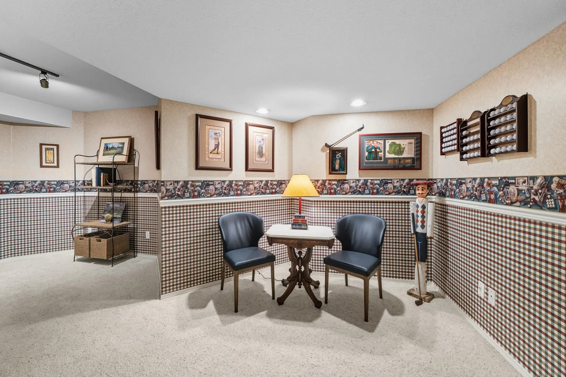 165 101 Parkside Drive