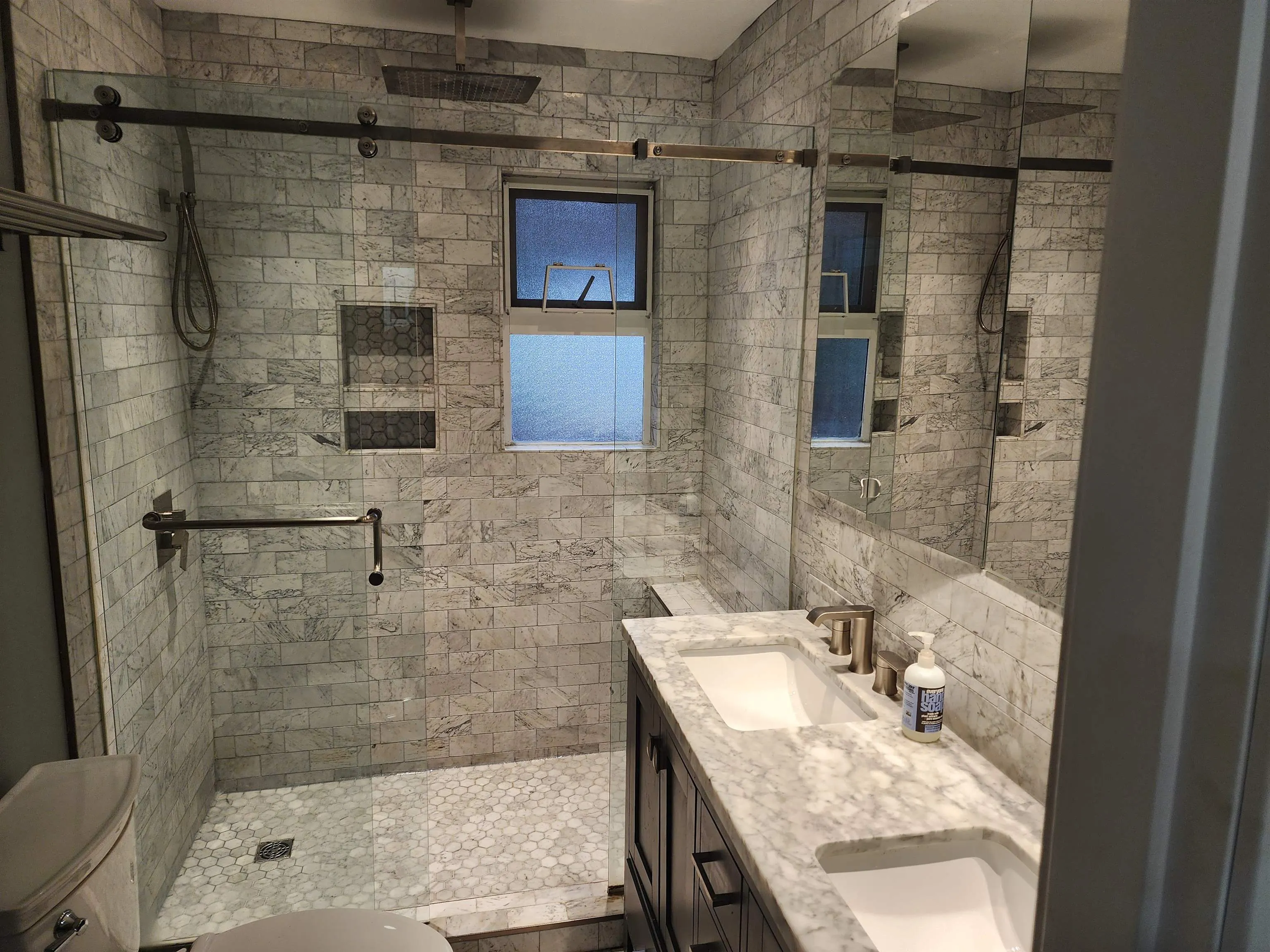 165 E 55th Avenue