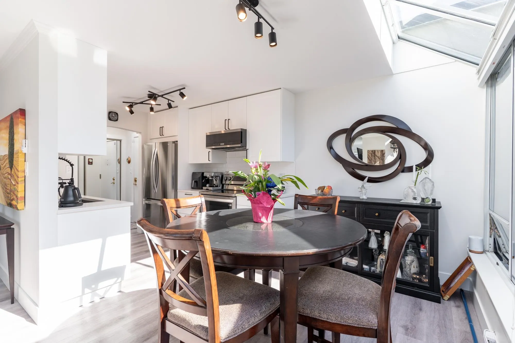 501 1225 Merklin Street