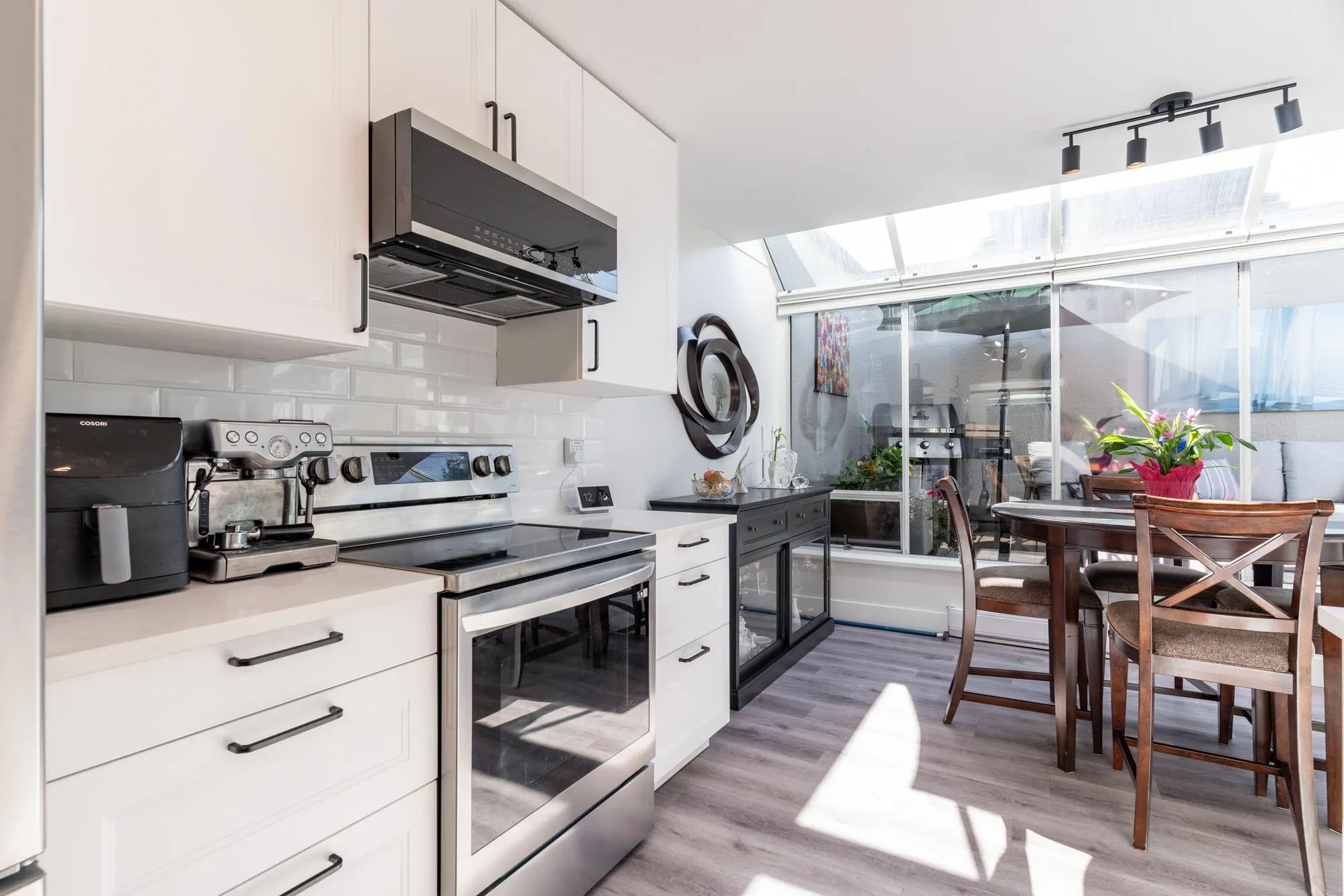 501 1225 Merklin Street