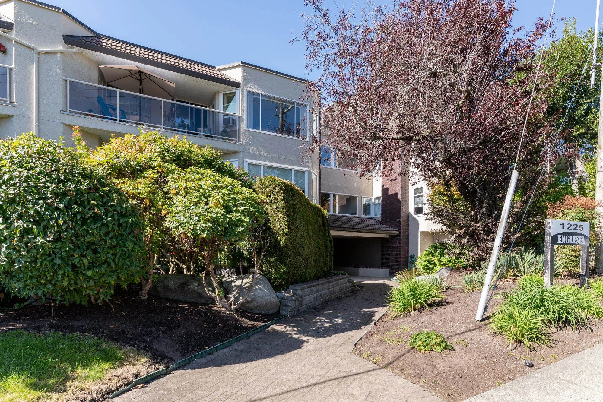 501 1225 Merklin Street