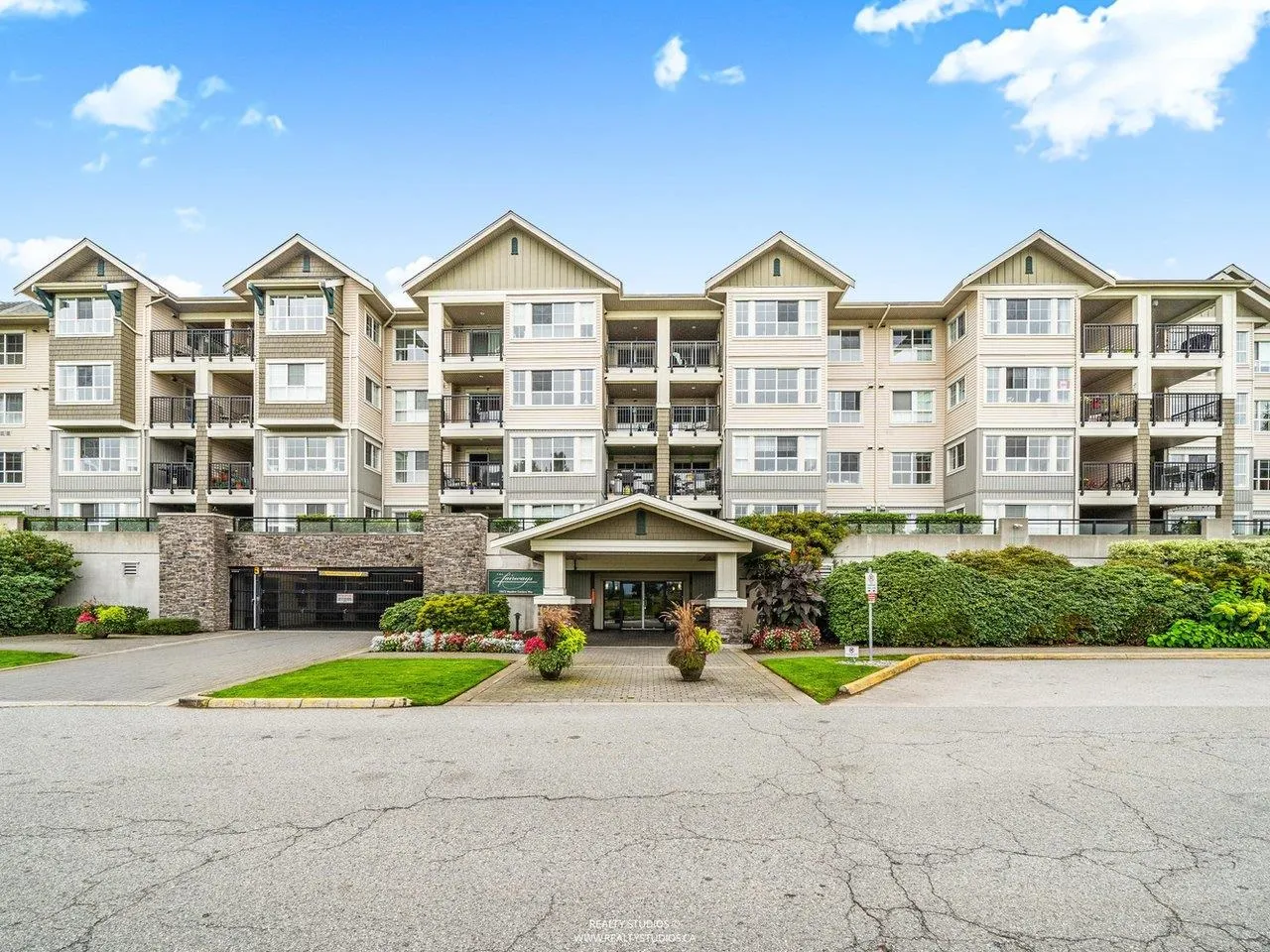 225 19673 Meadow Gardens Way