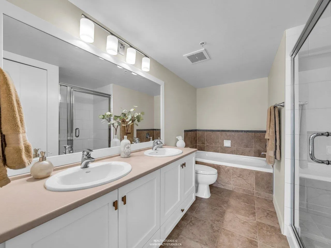 225 19673 Meadow Gardens Way