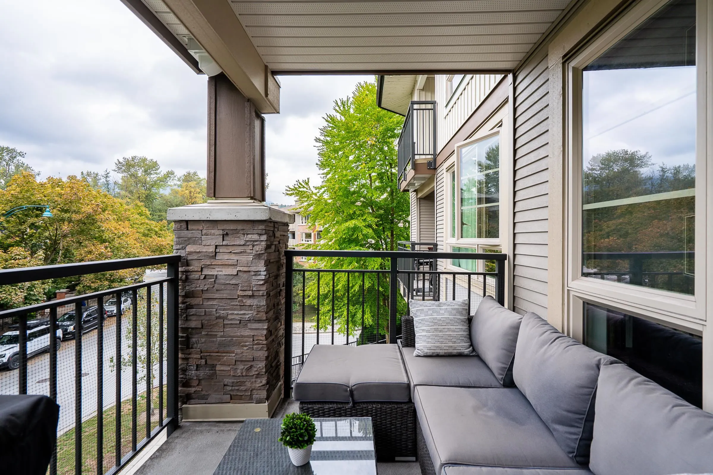 315 701 Klahanie Drive