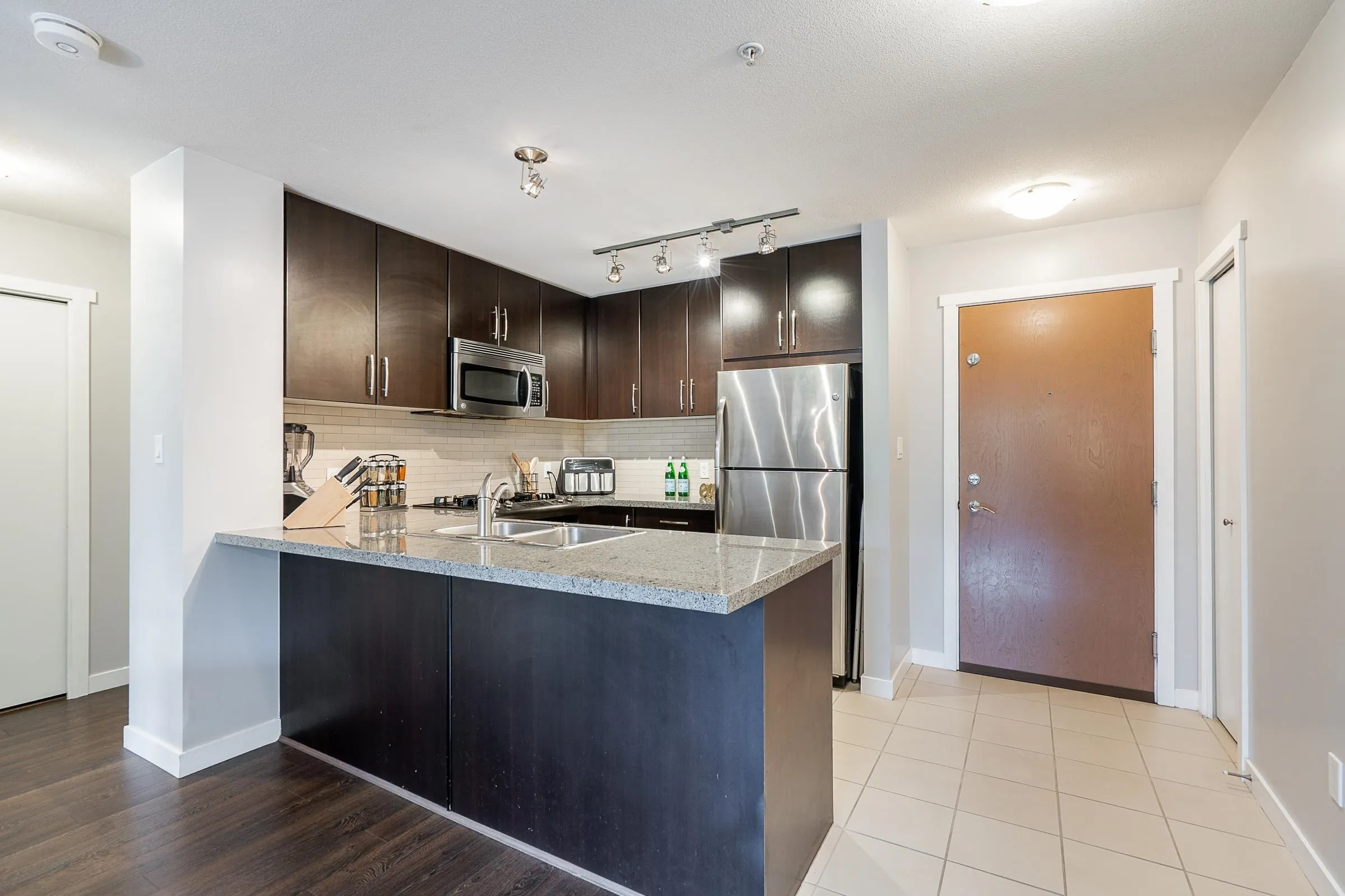 315 701 Klahanie Drive