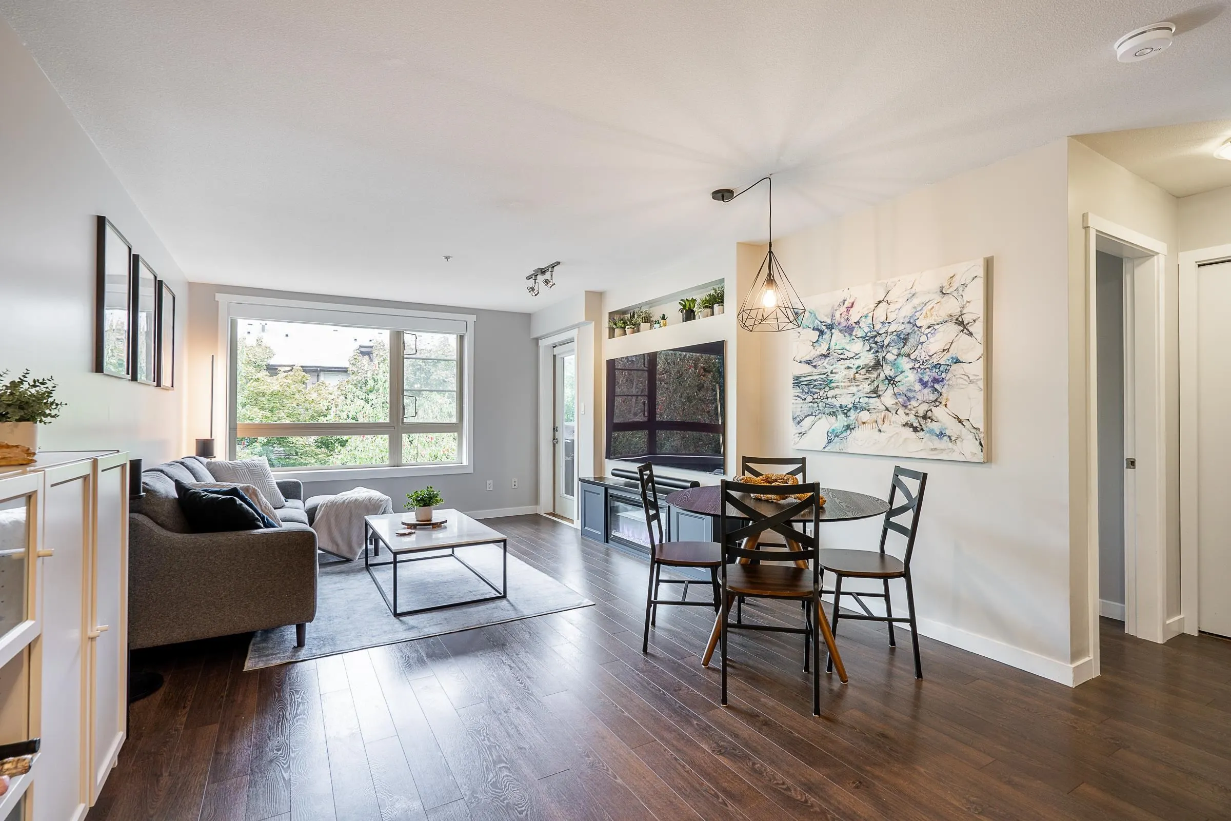 315 701 Klahanie Drive