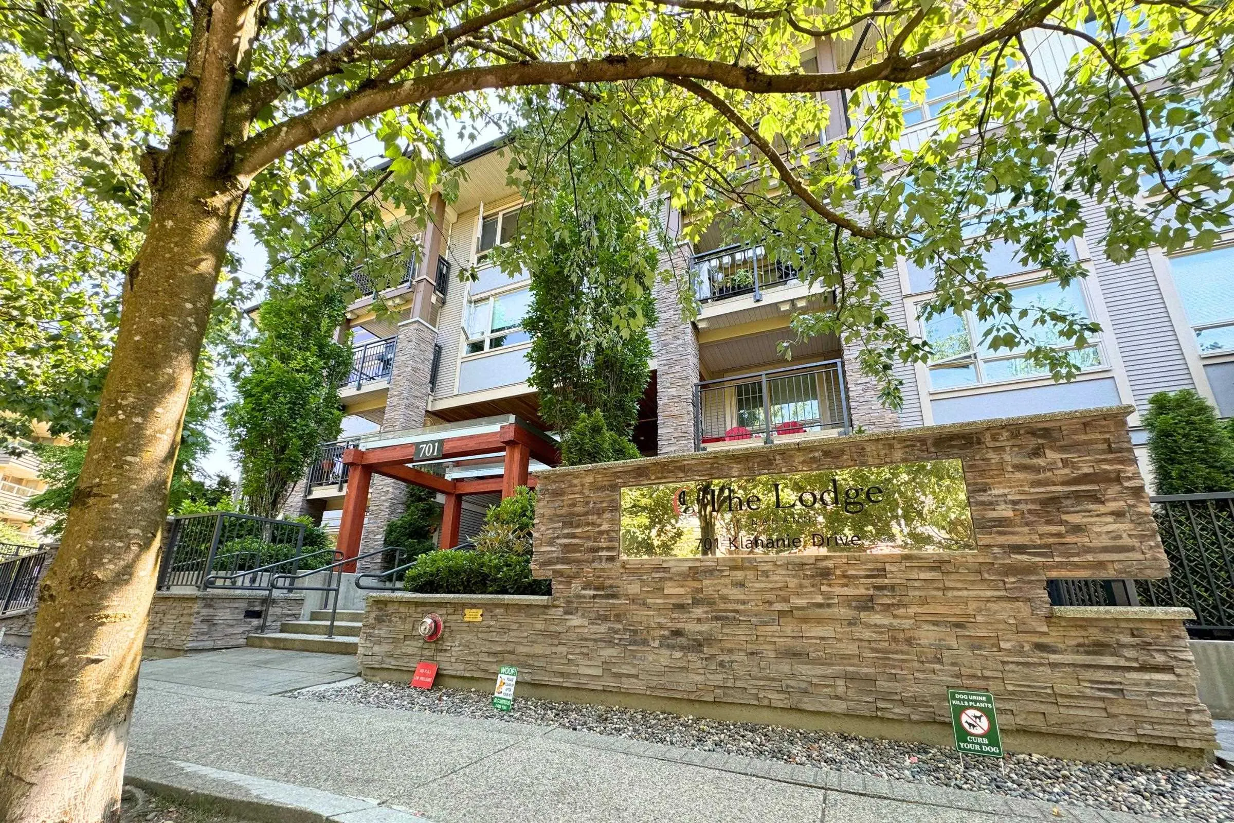 315 701 Klahanie Drive