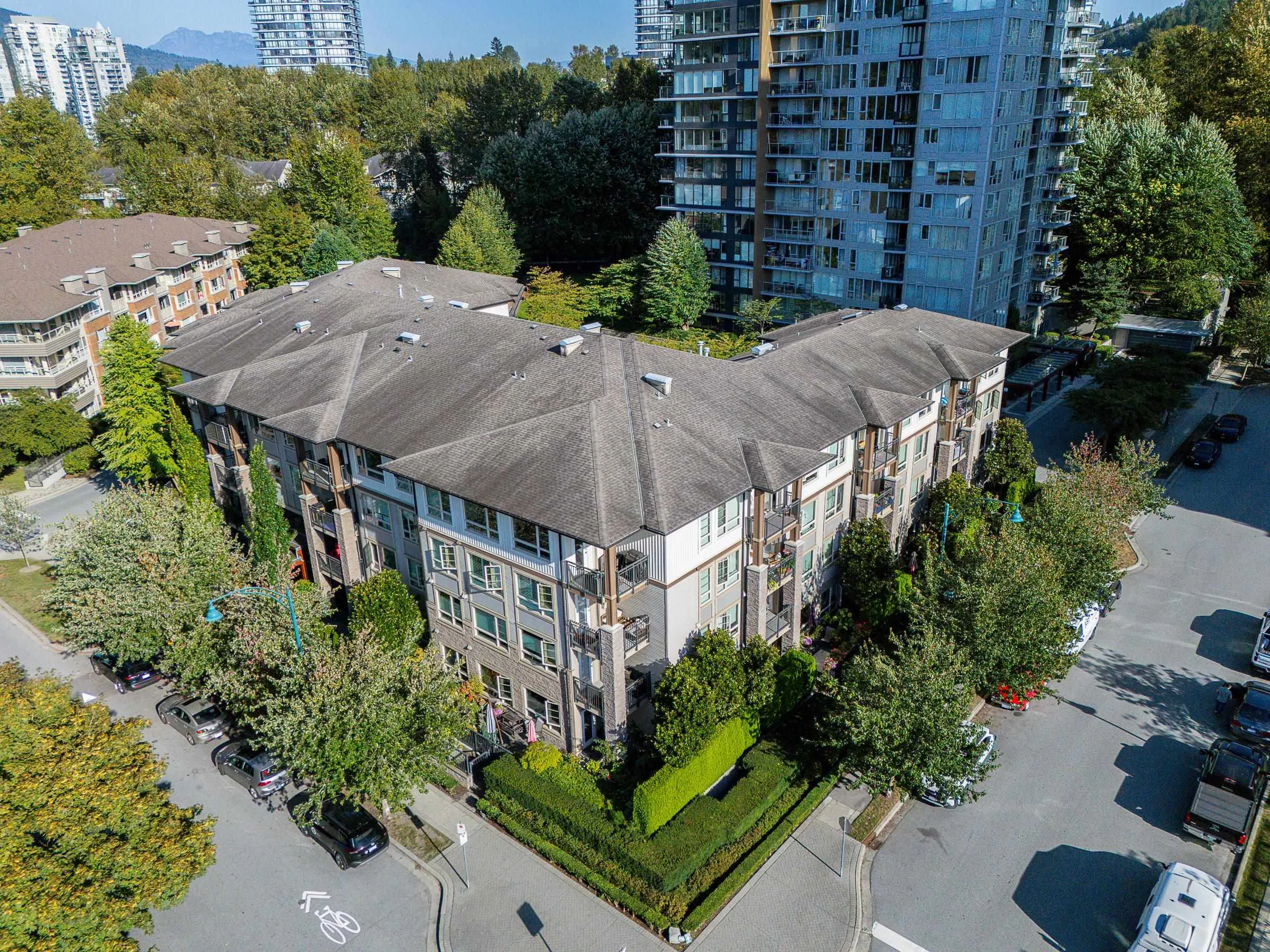 315 701 Klahanie Drive